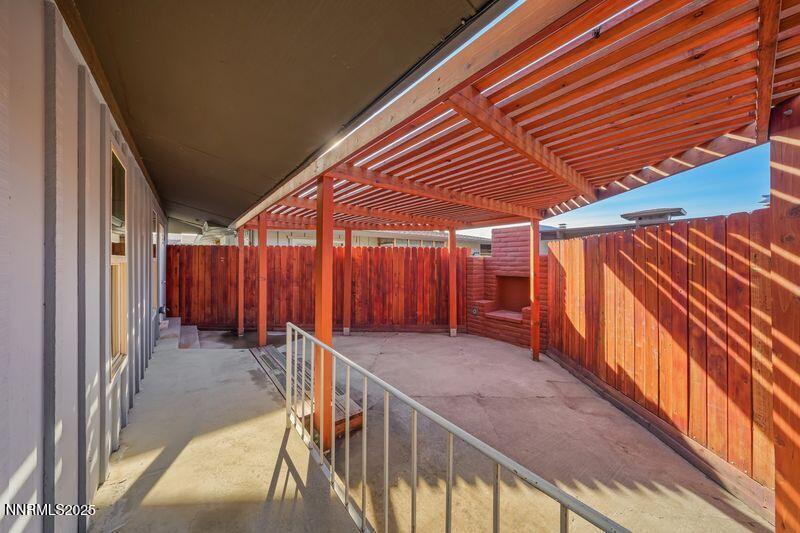 3533 E Hidden Valley Drive