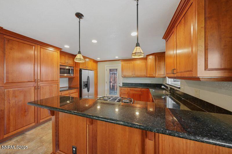 3533 E Hidden Valley Drive