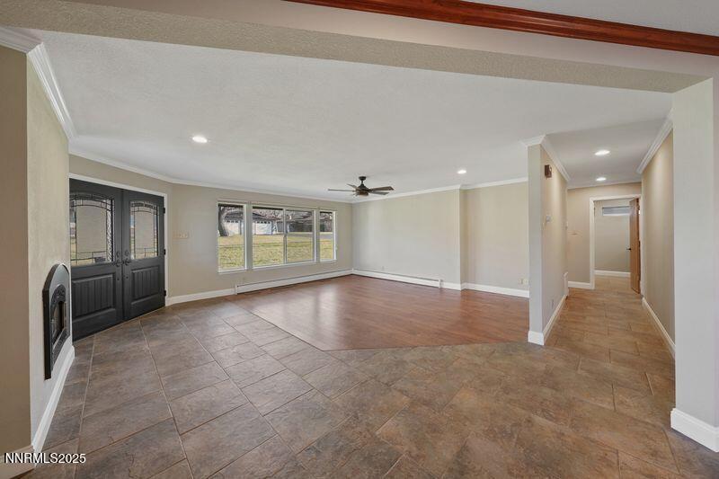 3533 E Hidden Valley Drive