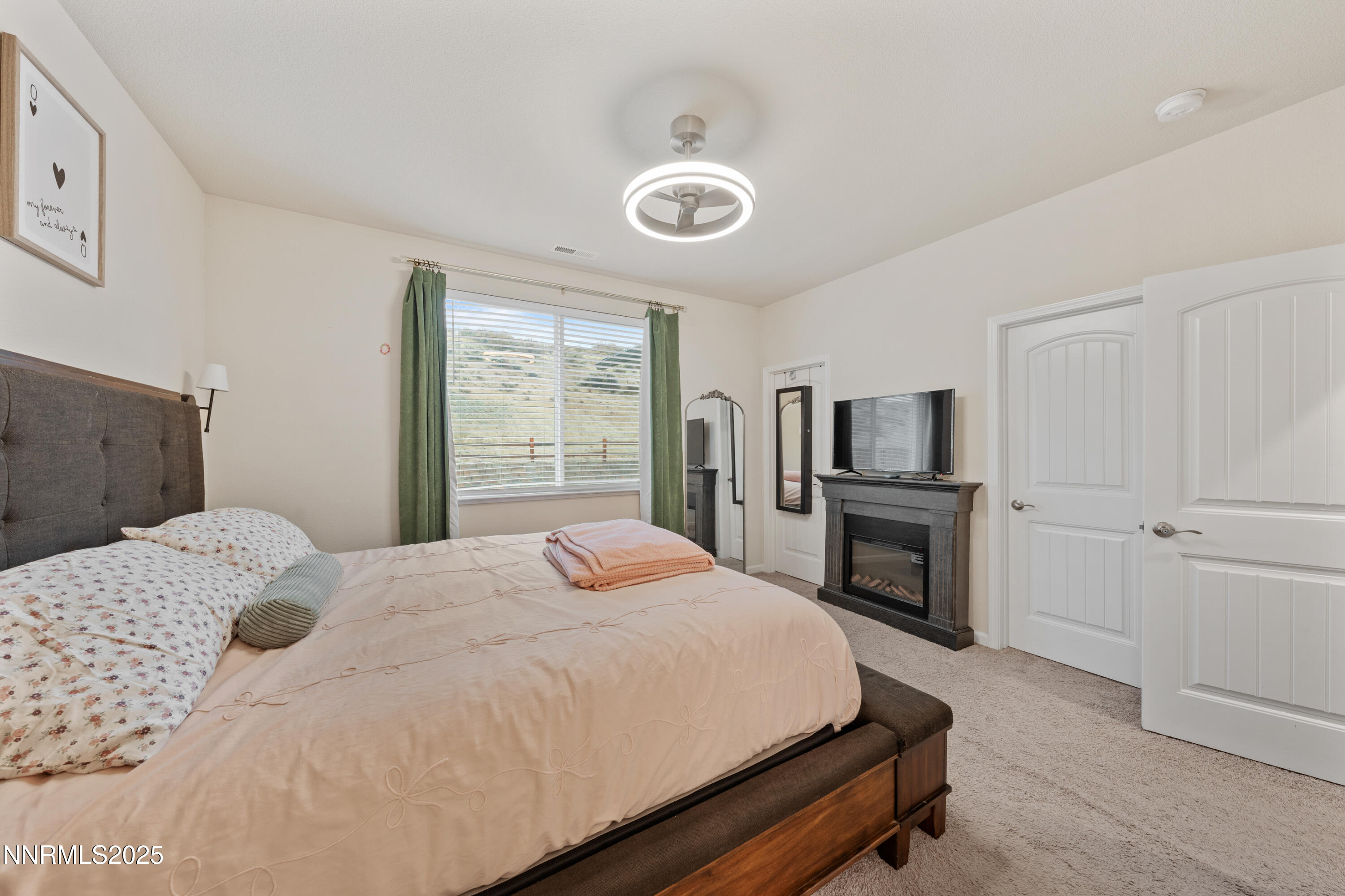 864 Tourmaline Drive