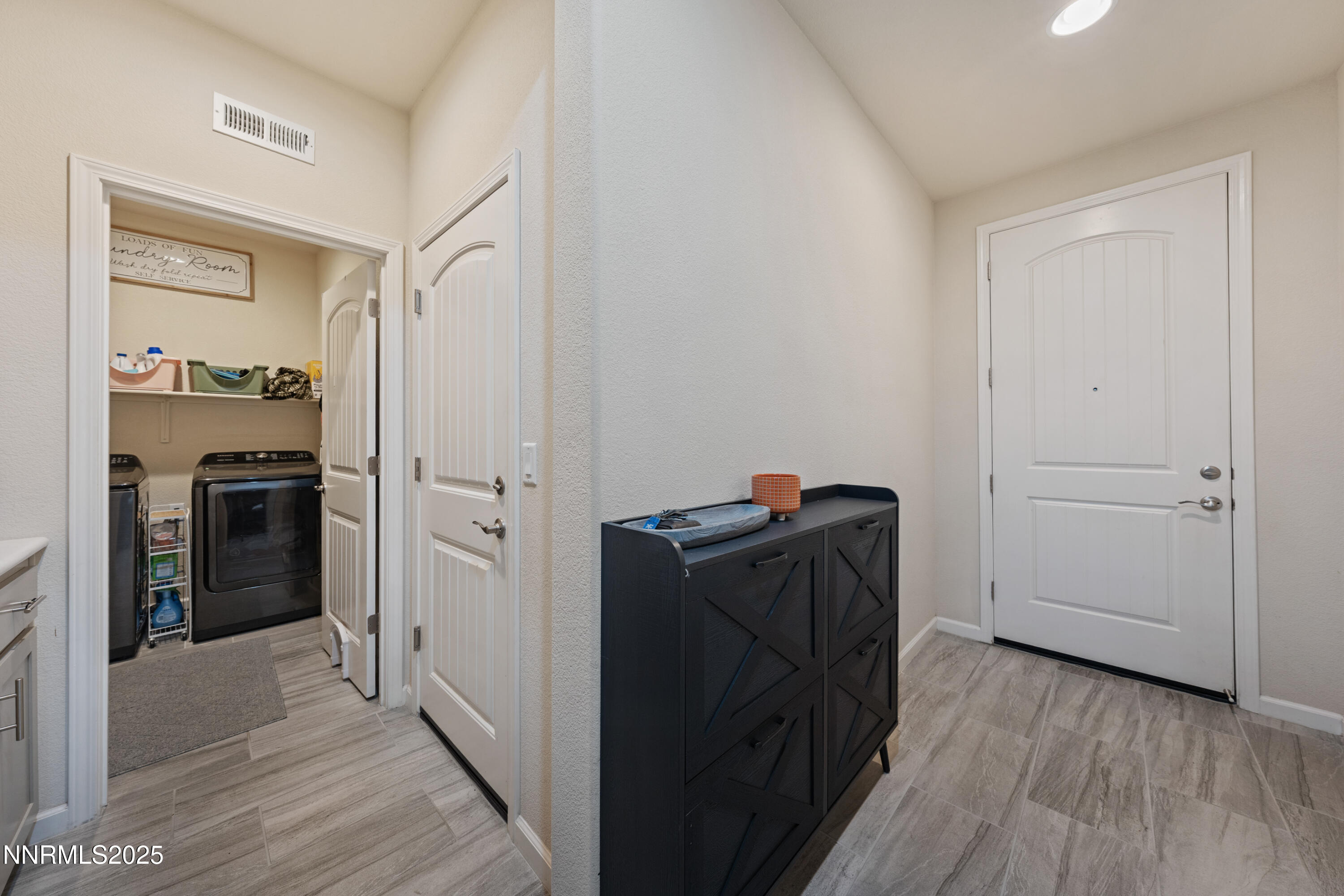 864 Tourmaline Drive