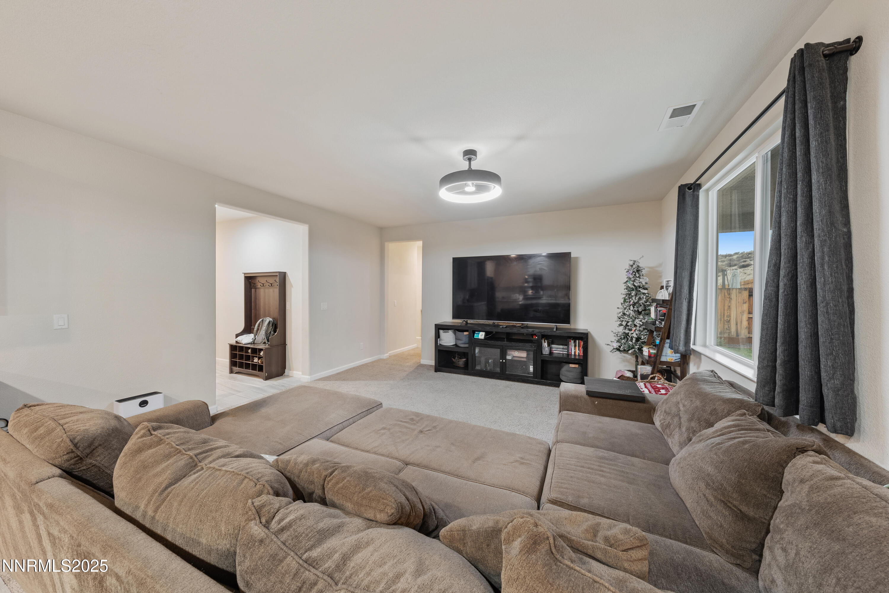 864 Tourmaline Drive