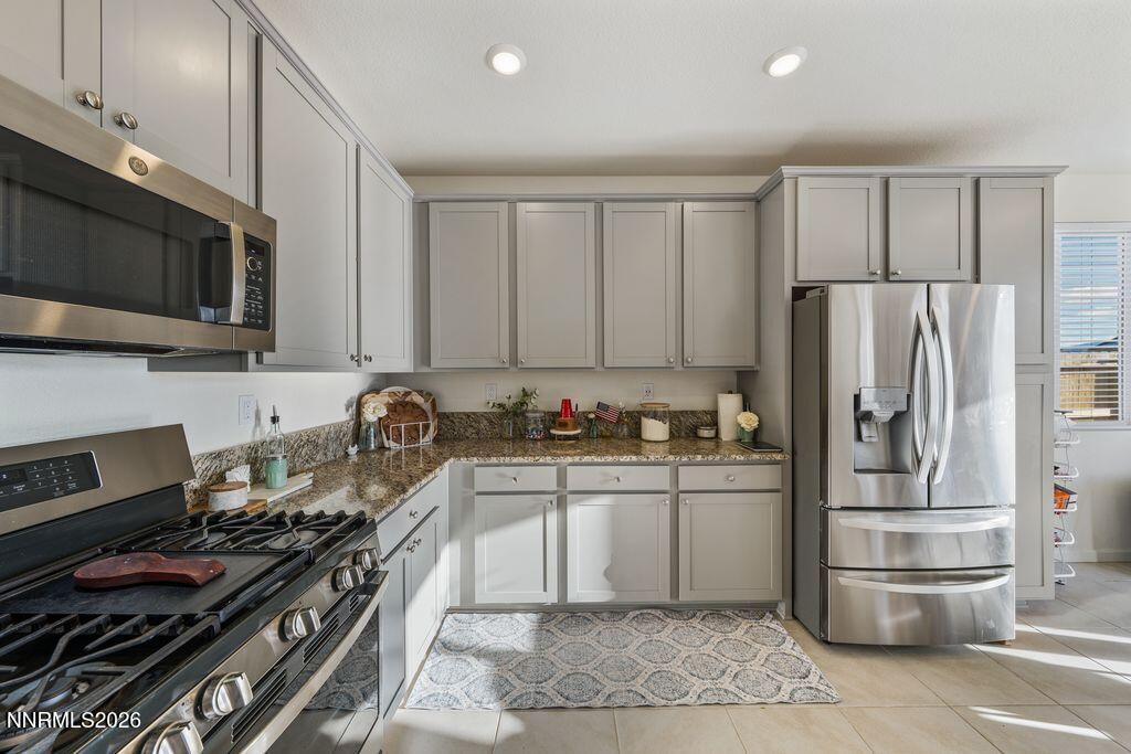 737 Roberts Creek Drive