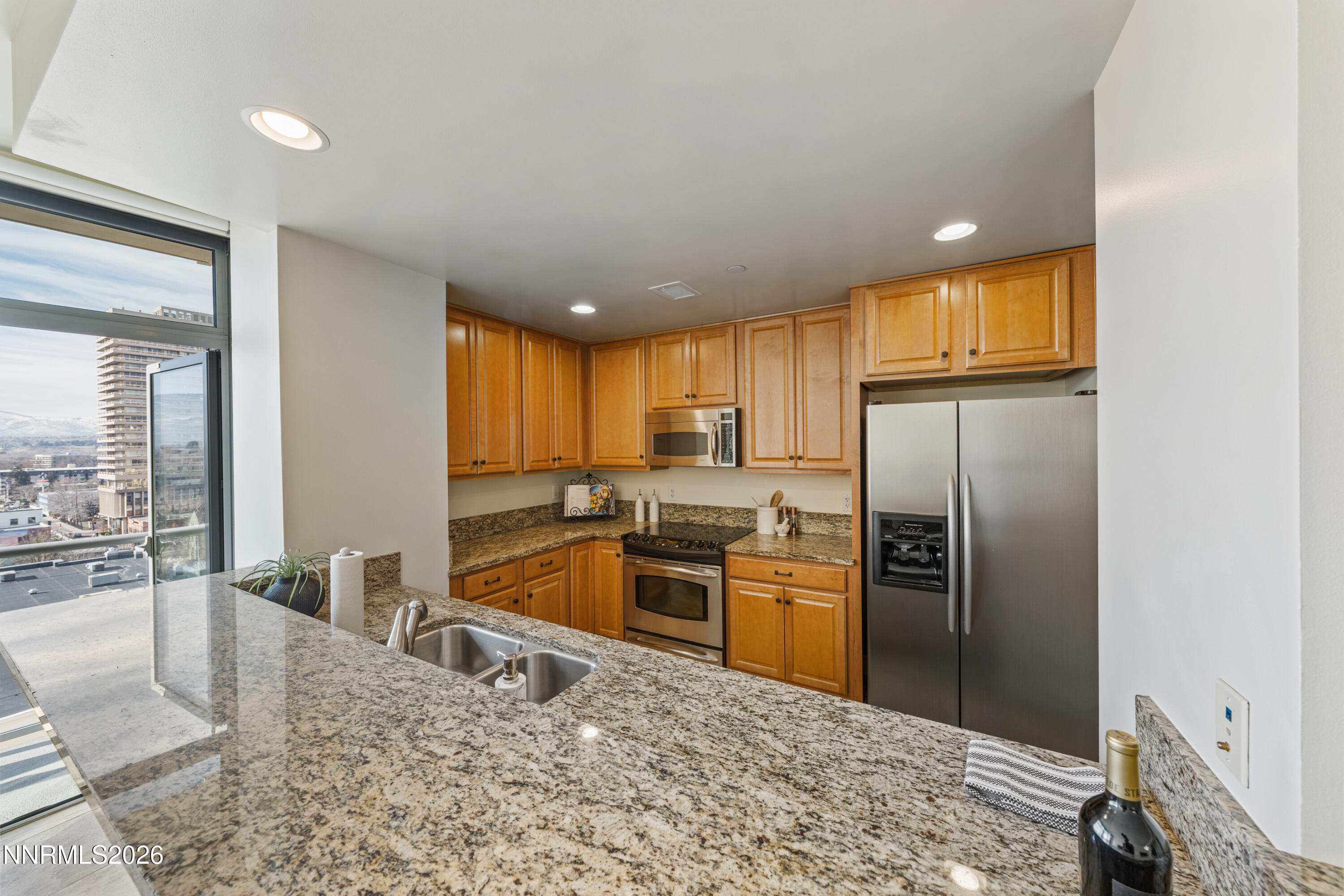 50 N Sierra Street 903