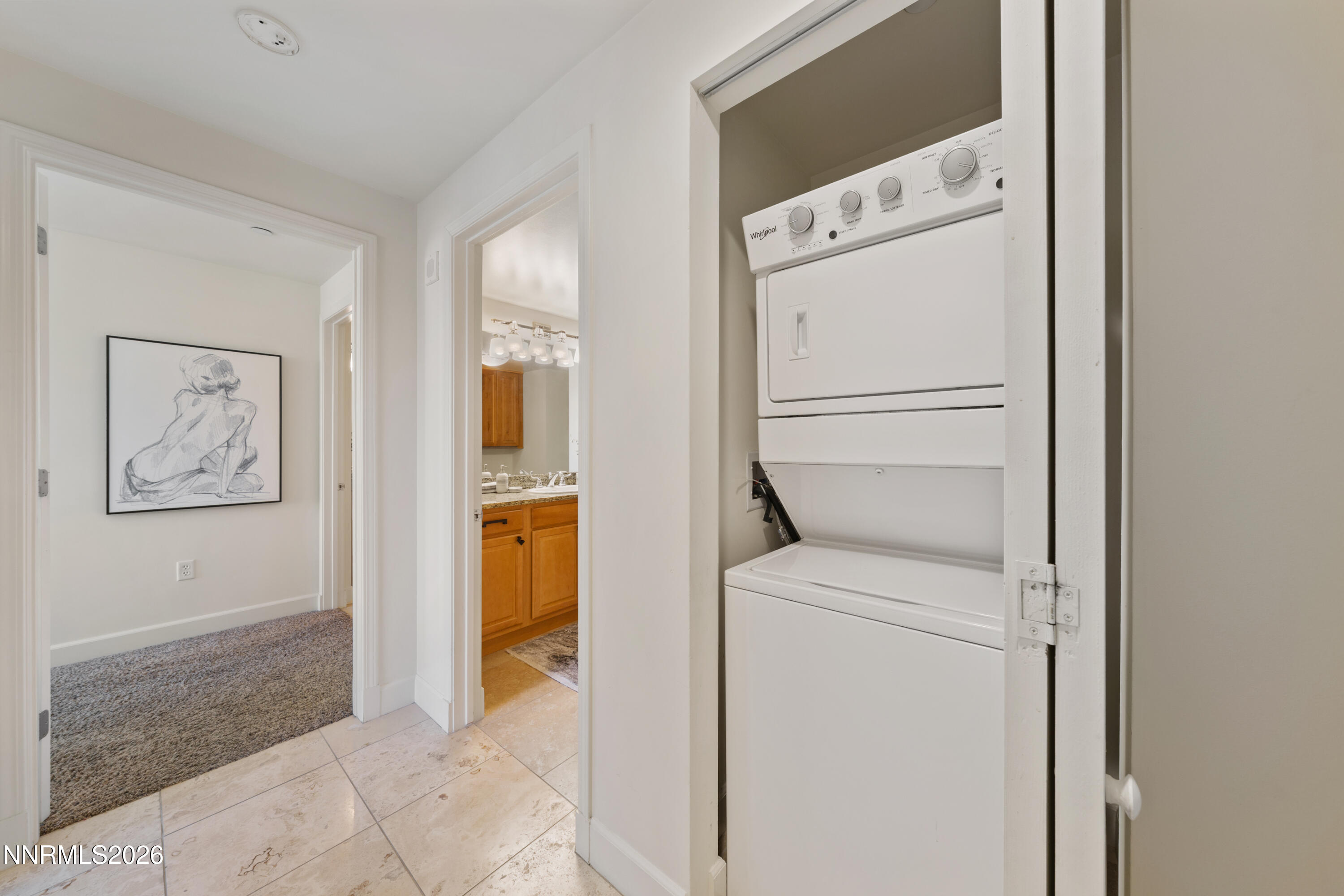 50 N Sierra Street 903