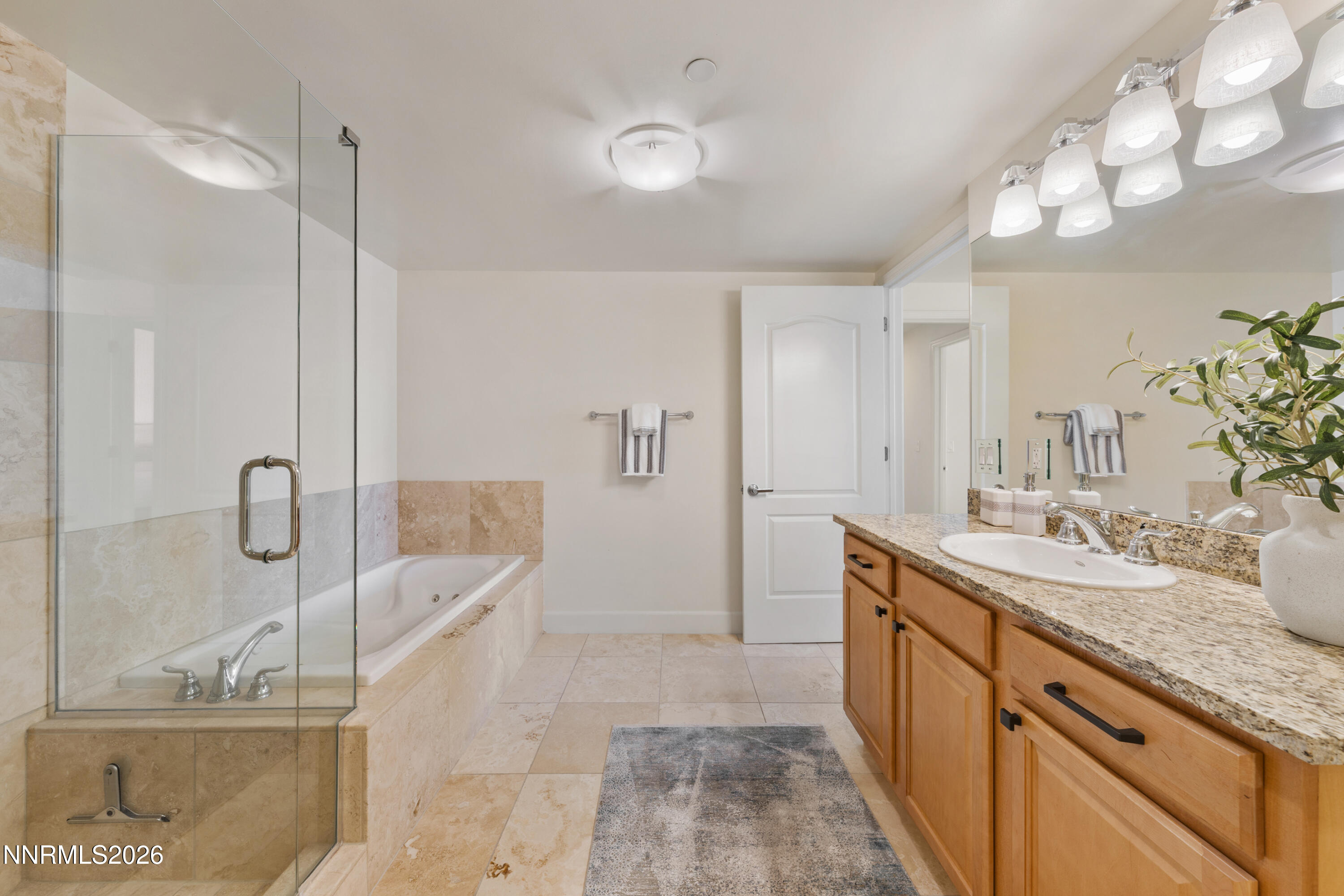 50 N Sierra Street 903