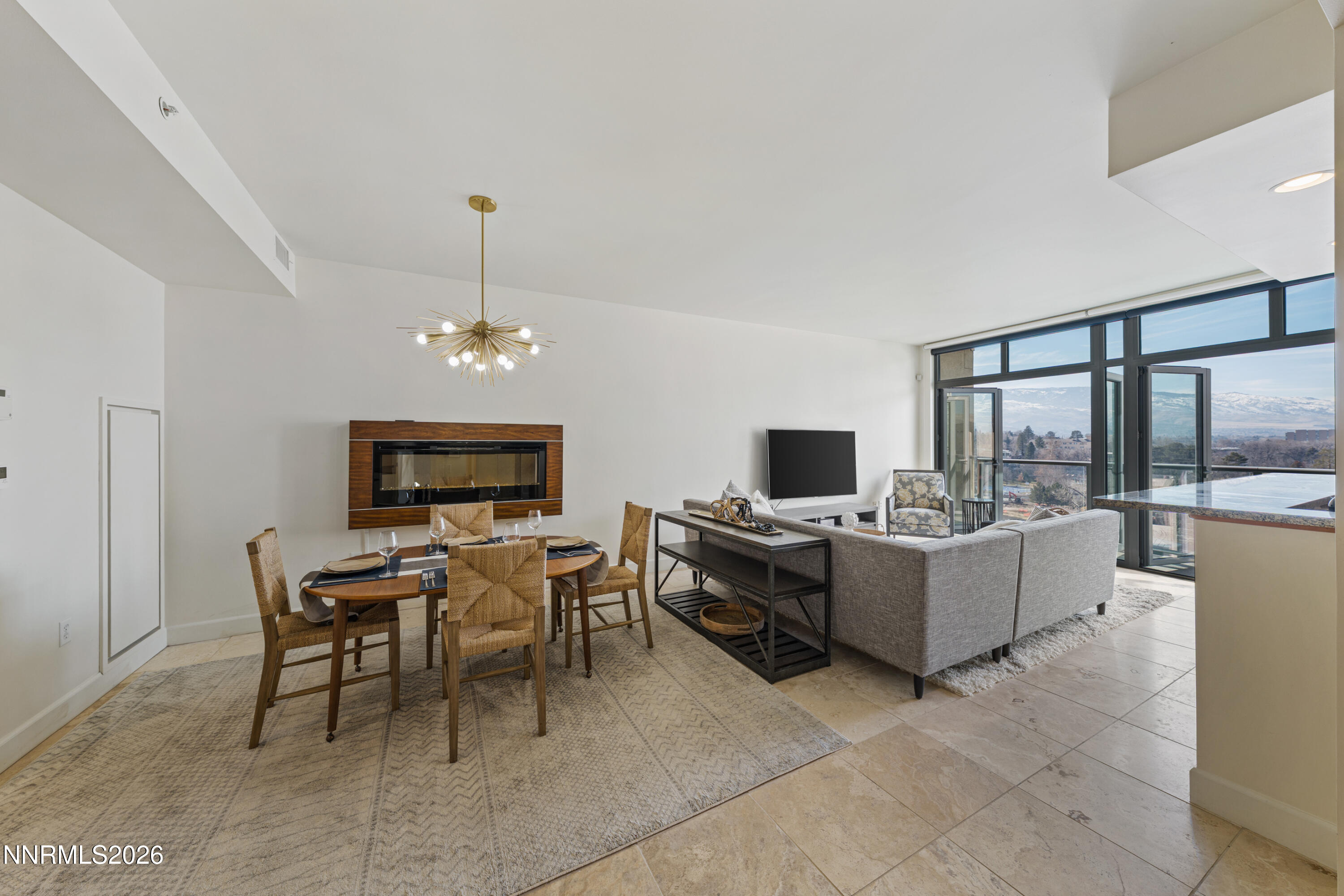 50 N Sierra Street 903