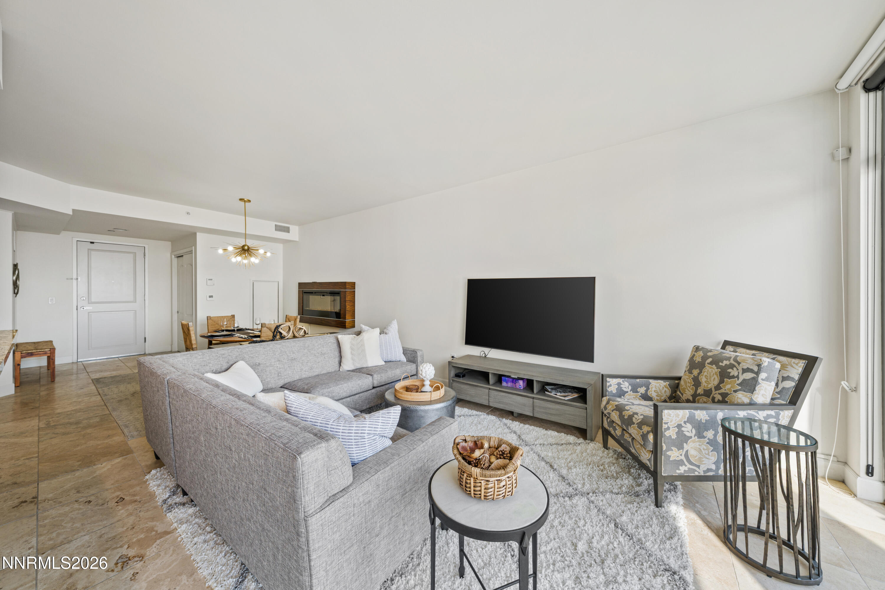 50 N Sierra Street 903