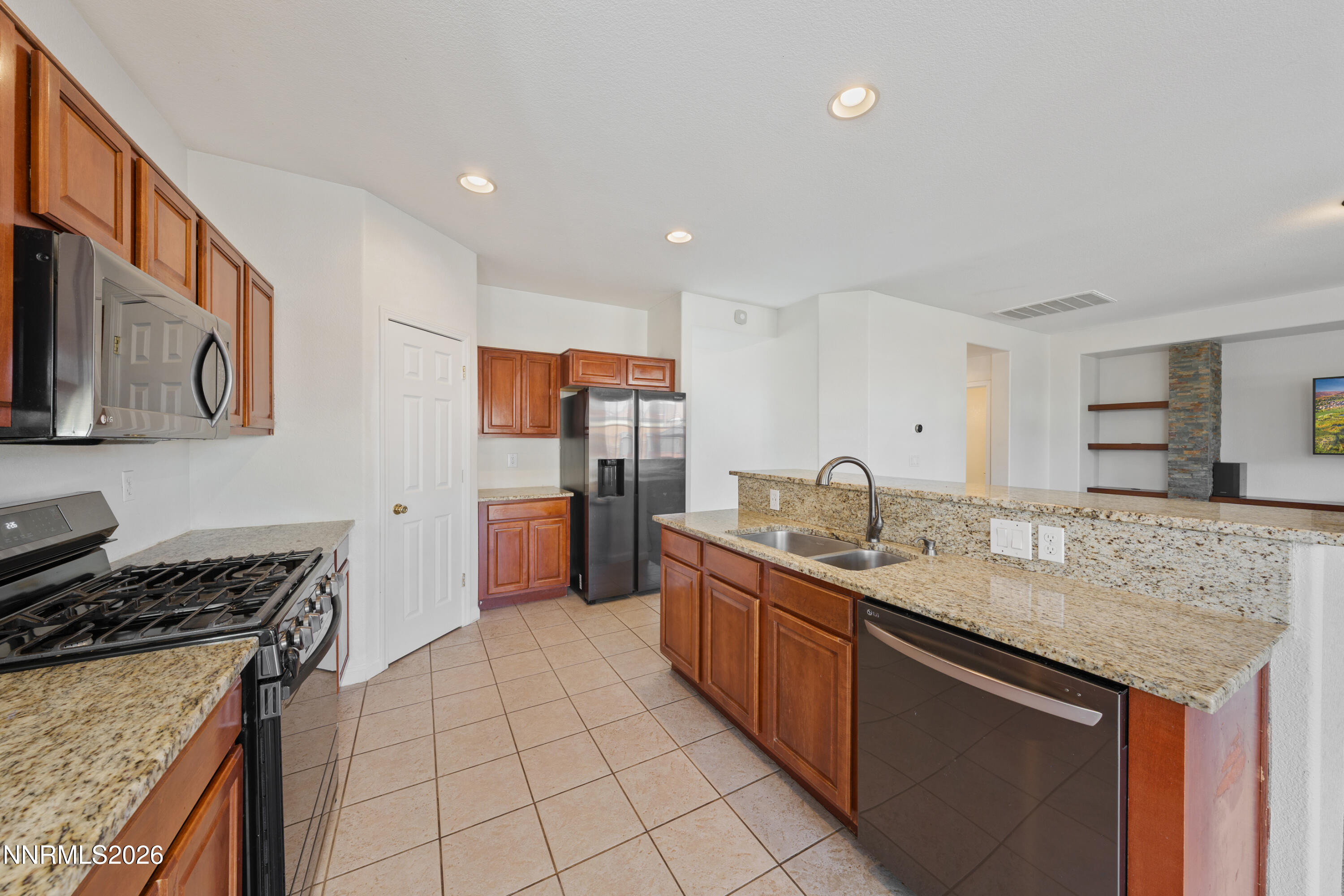 6680 Abbotswood Drive