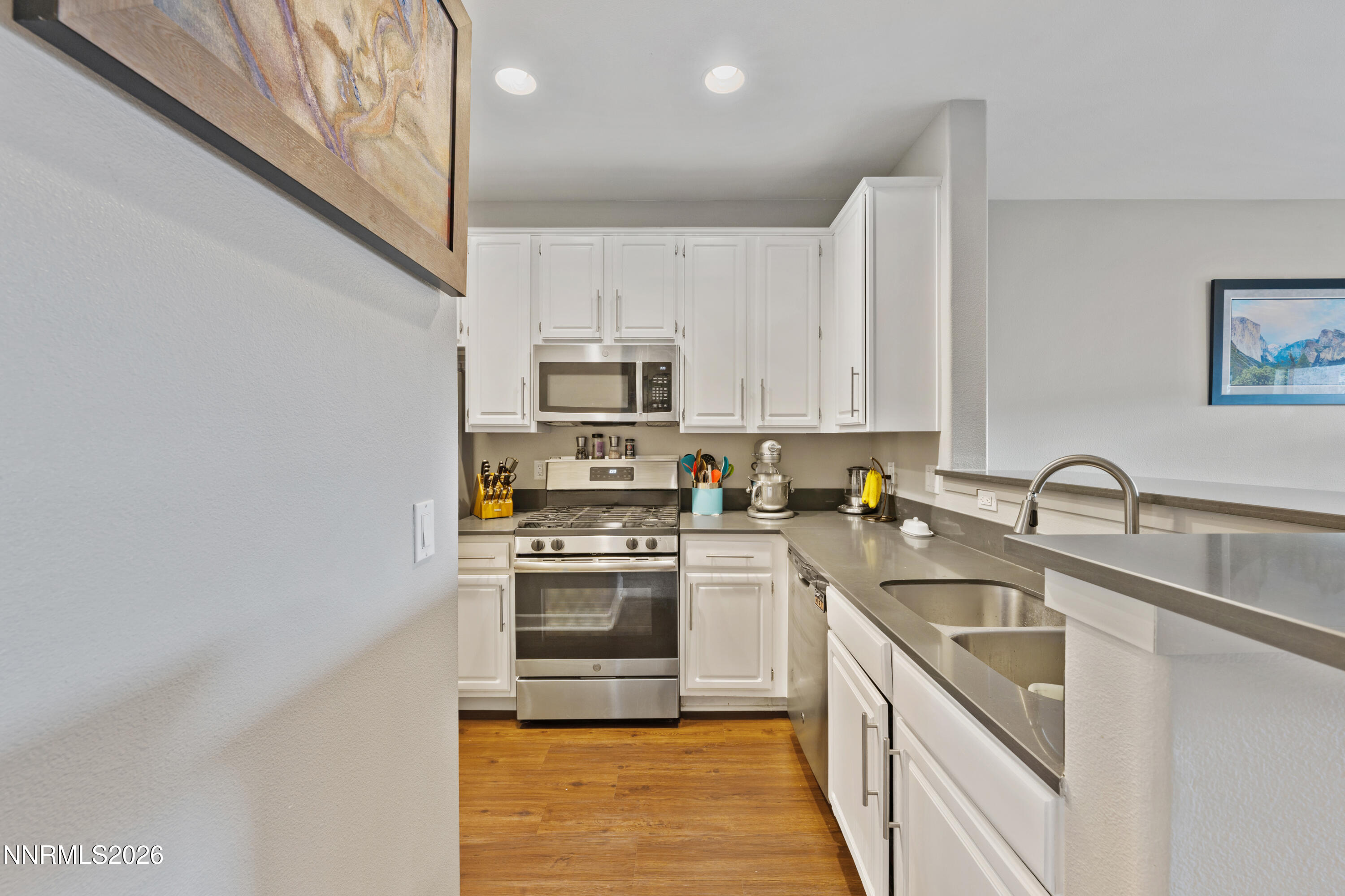 900 S South Meadows Parkway