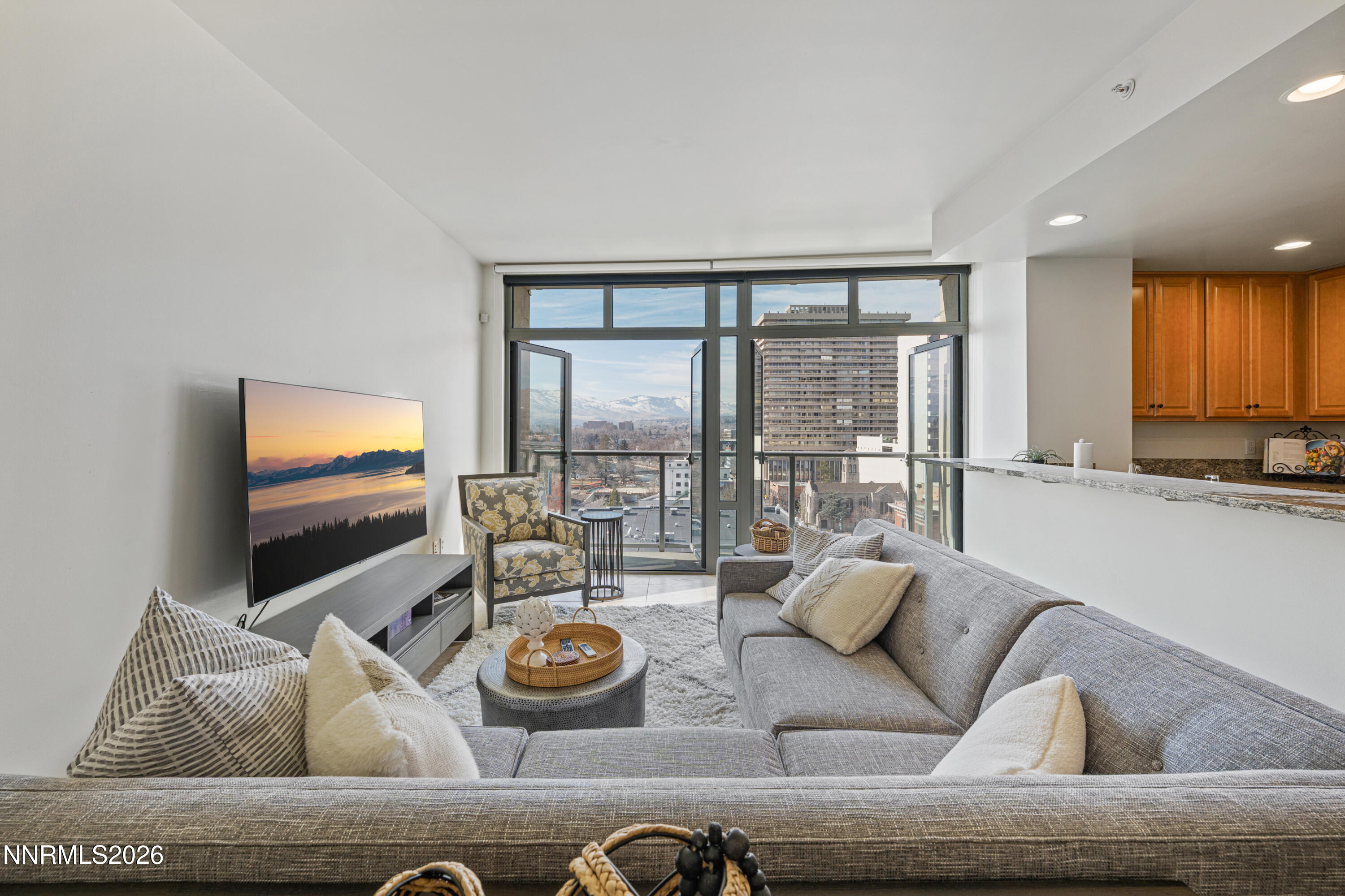 50 N Sierra Street STE 903