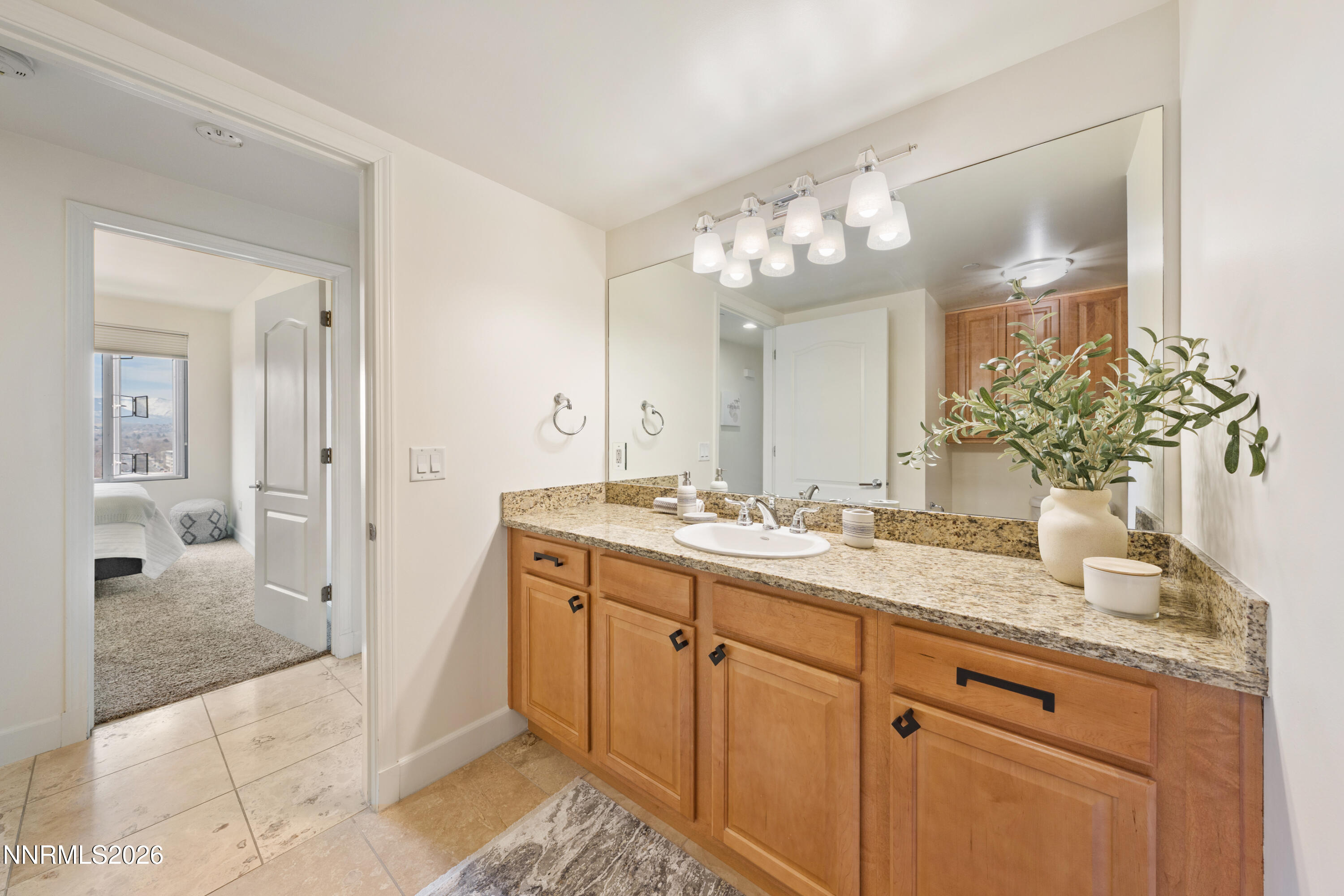 50 N Sierra Street STE 903