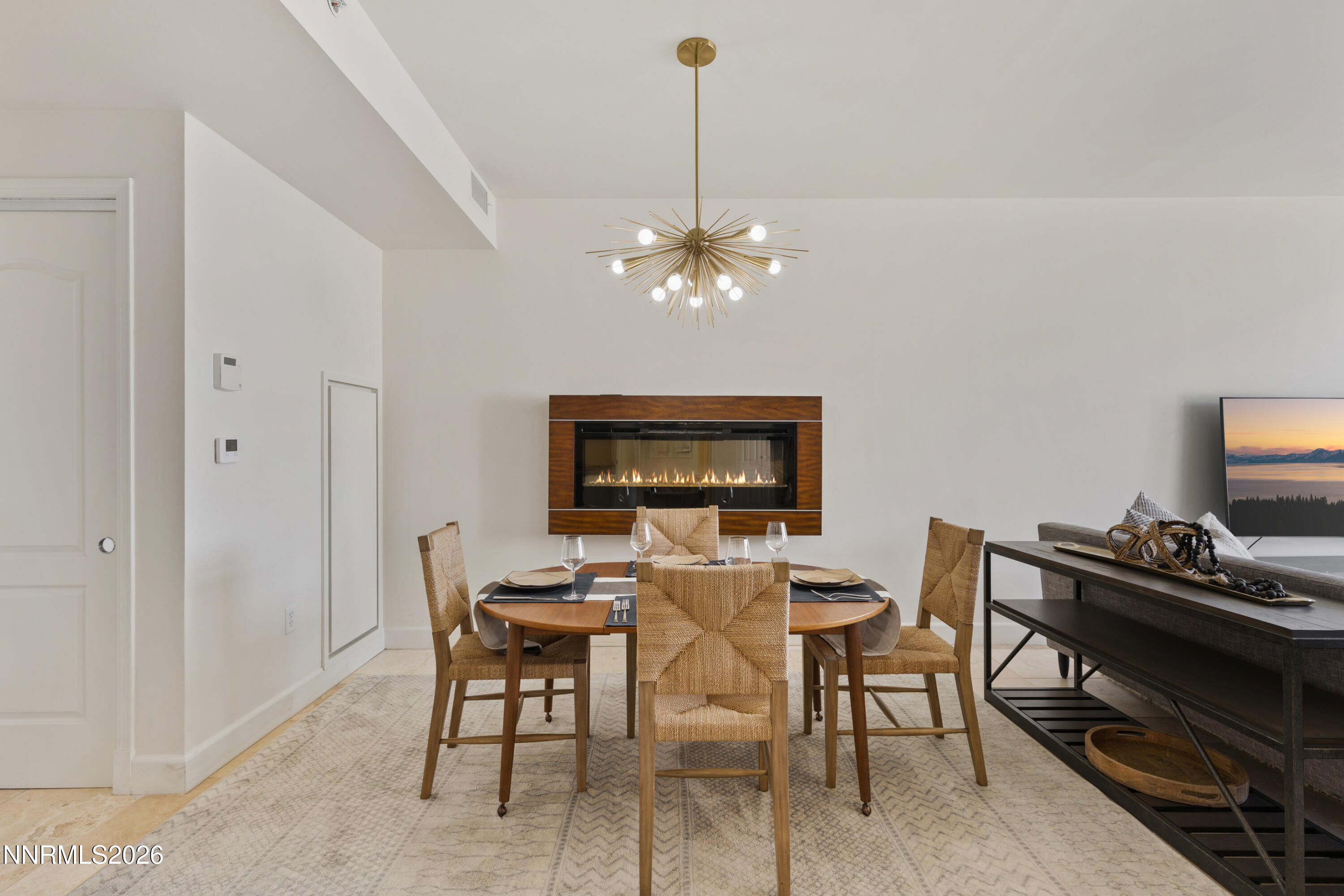 50 N Sierra Street STE 903