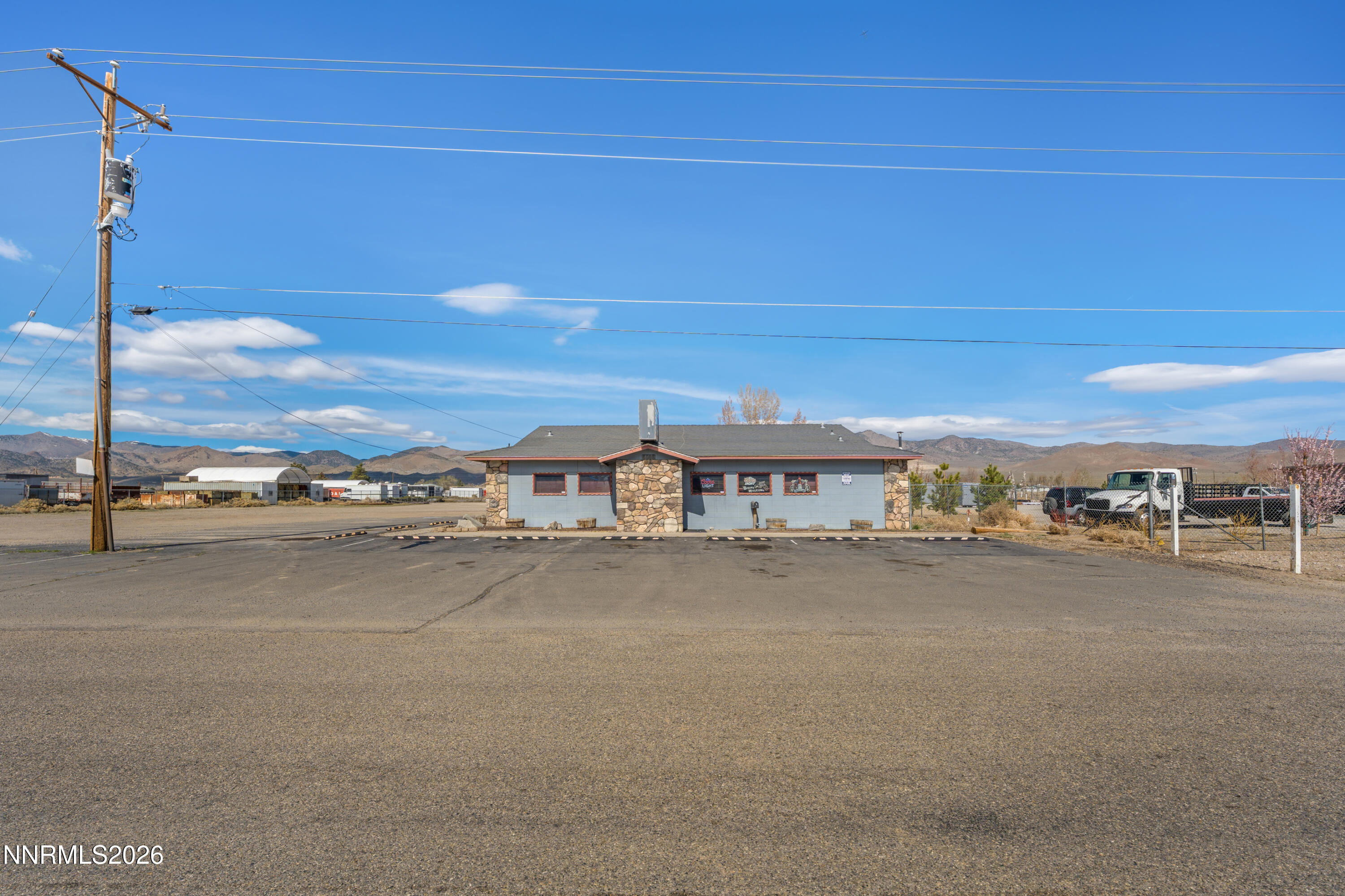 6008 N Frontage Road