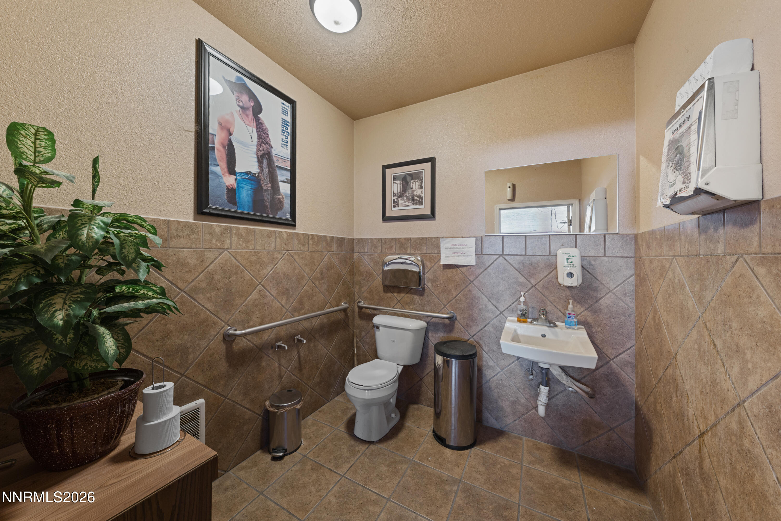 6008 N Frontage Road