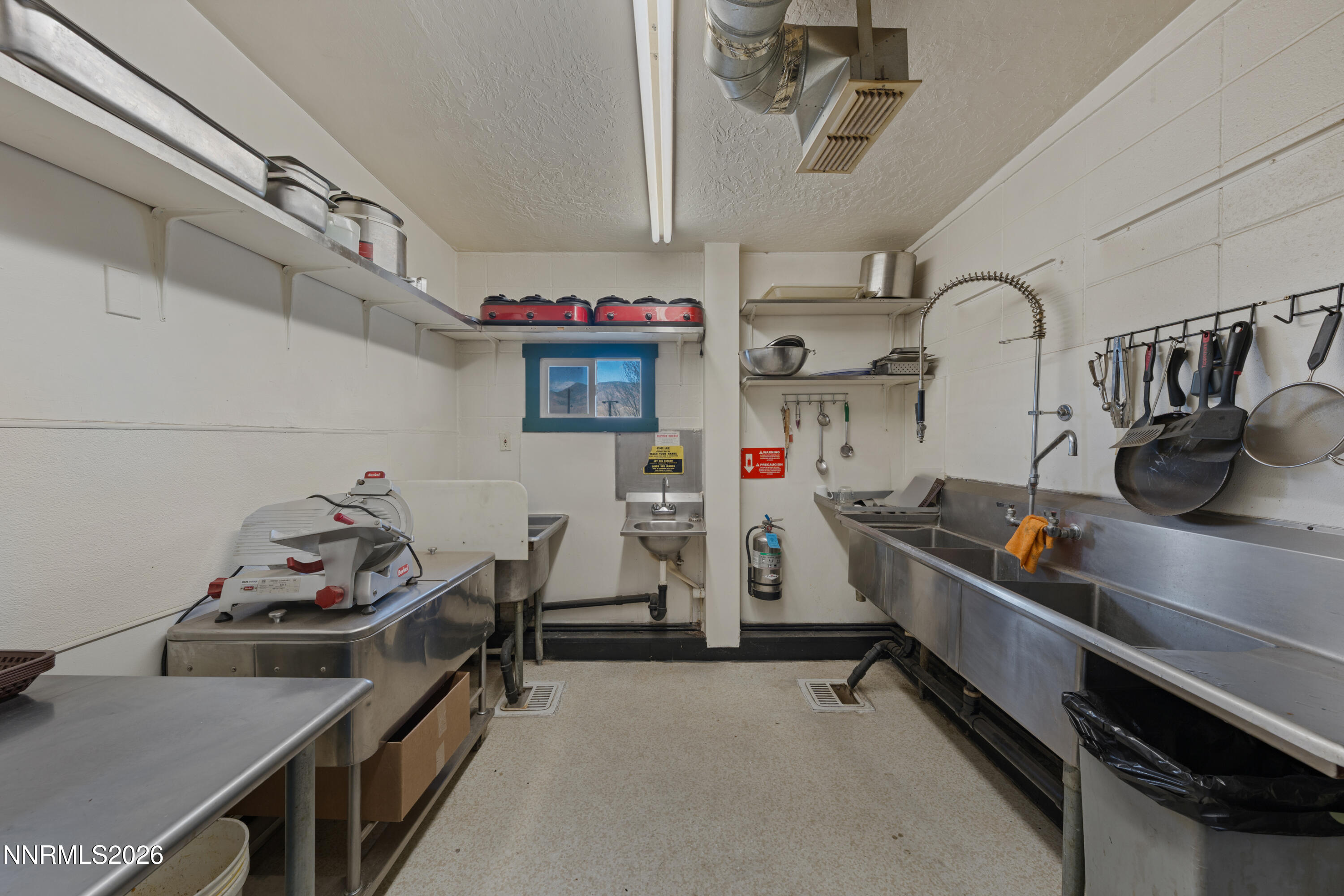 6008 N Frontage Road