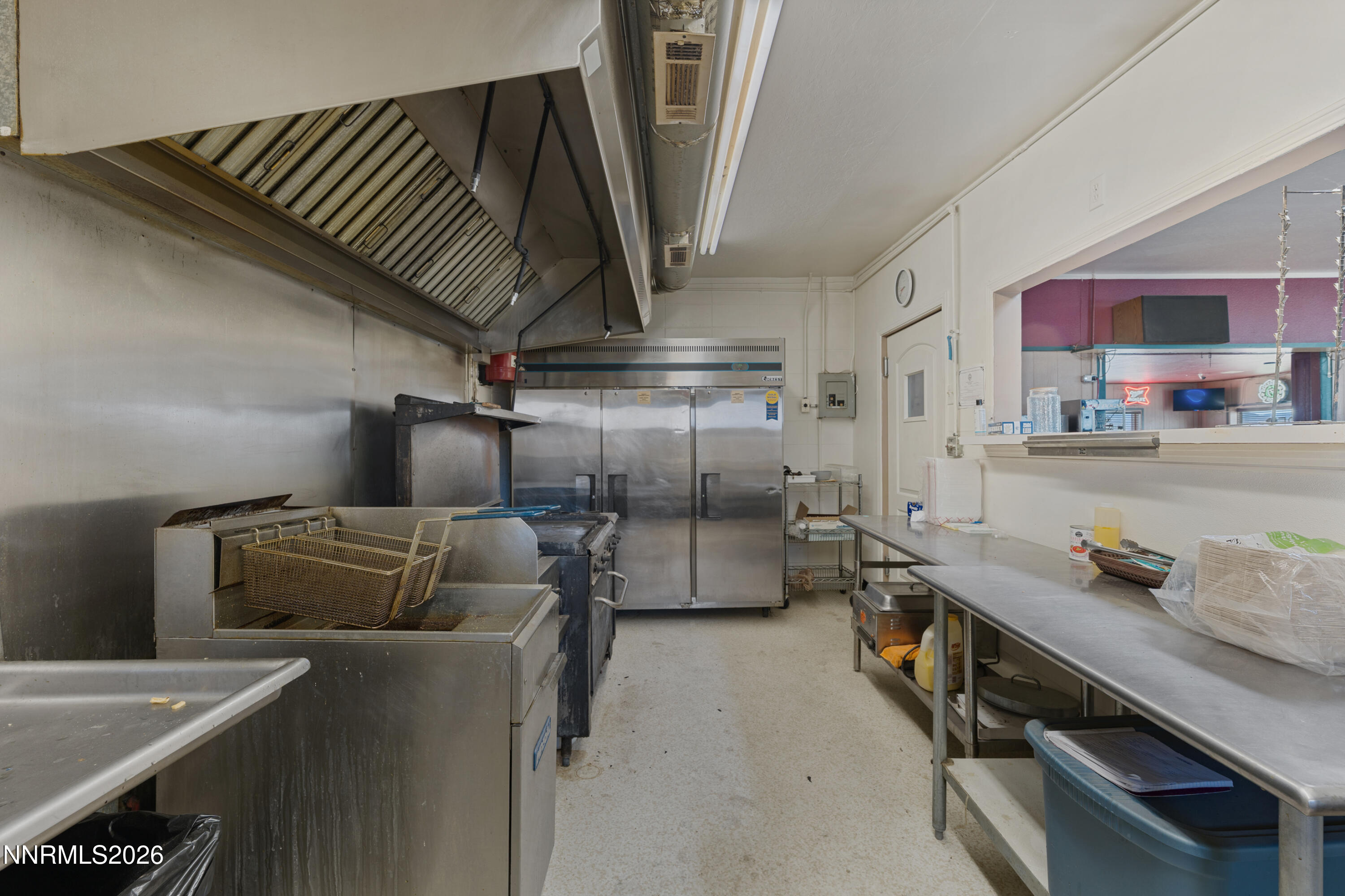 6008 N Frontage Road