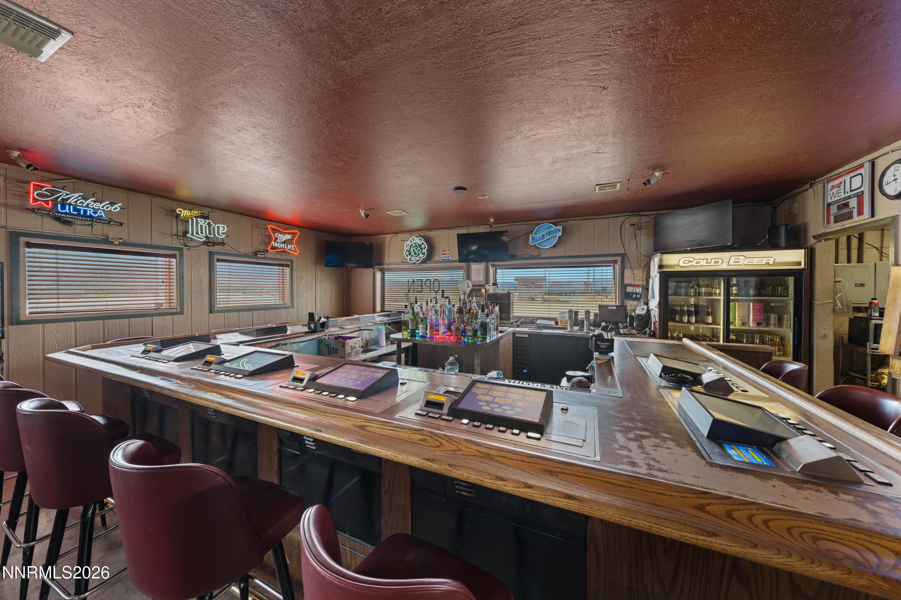 6008 N Frontage Road