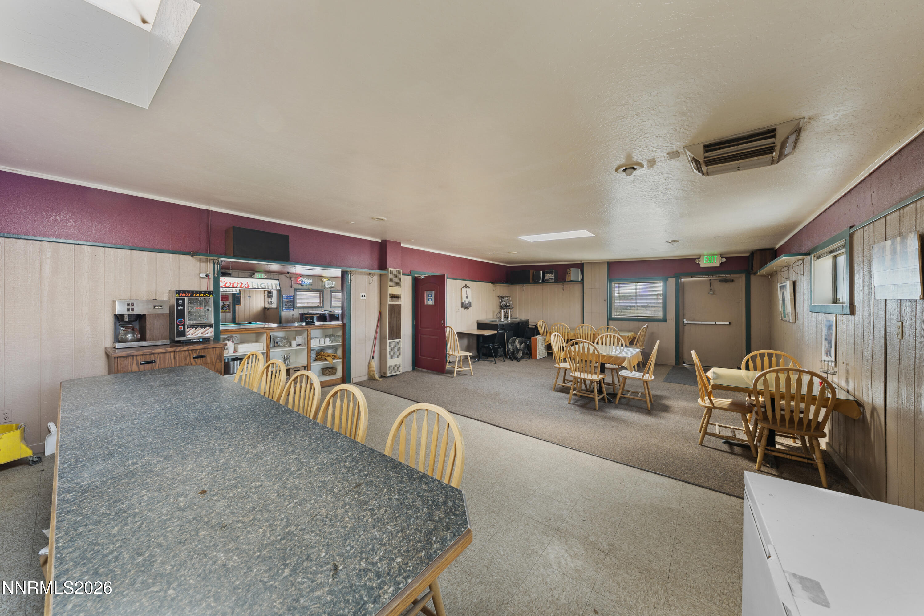 6008 N Frontage Road