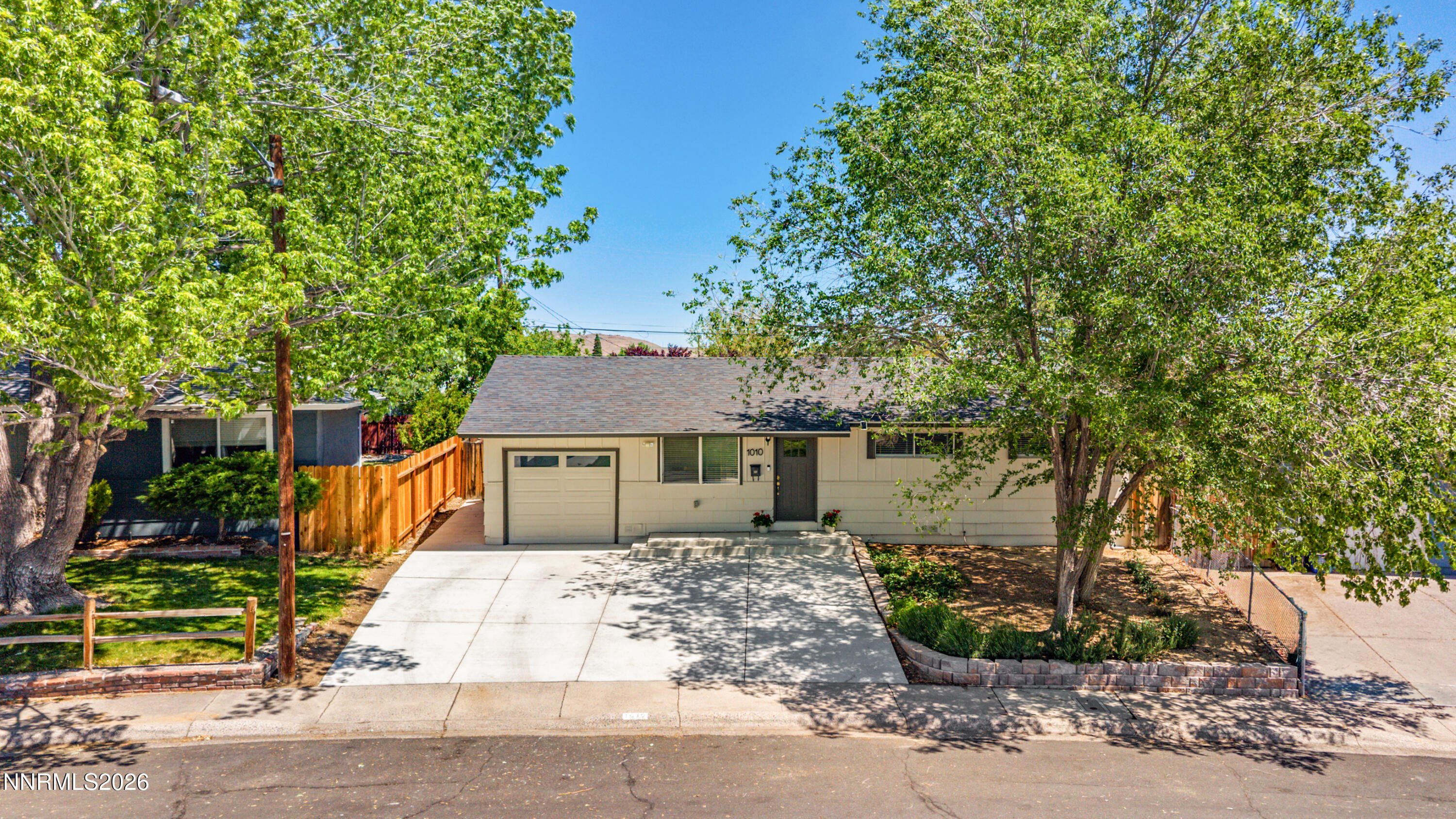 1010 Casa Loma Drive