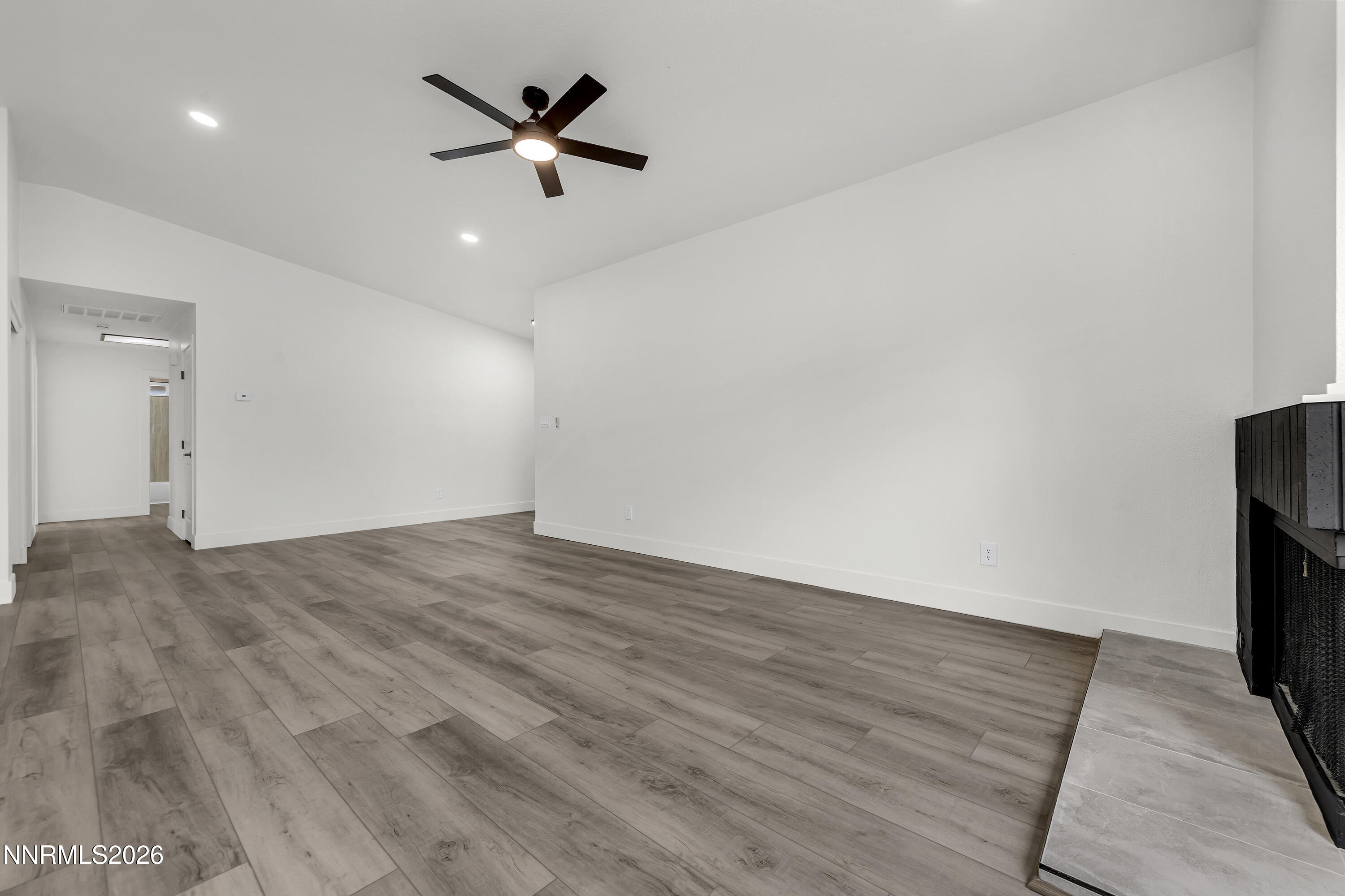 913 Glen Molly Drive