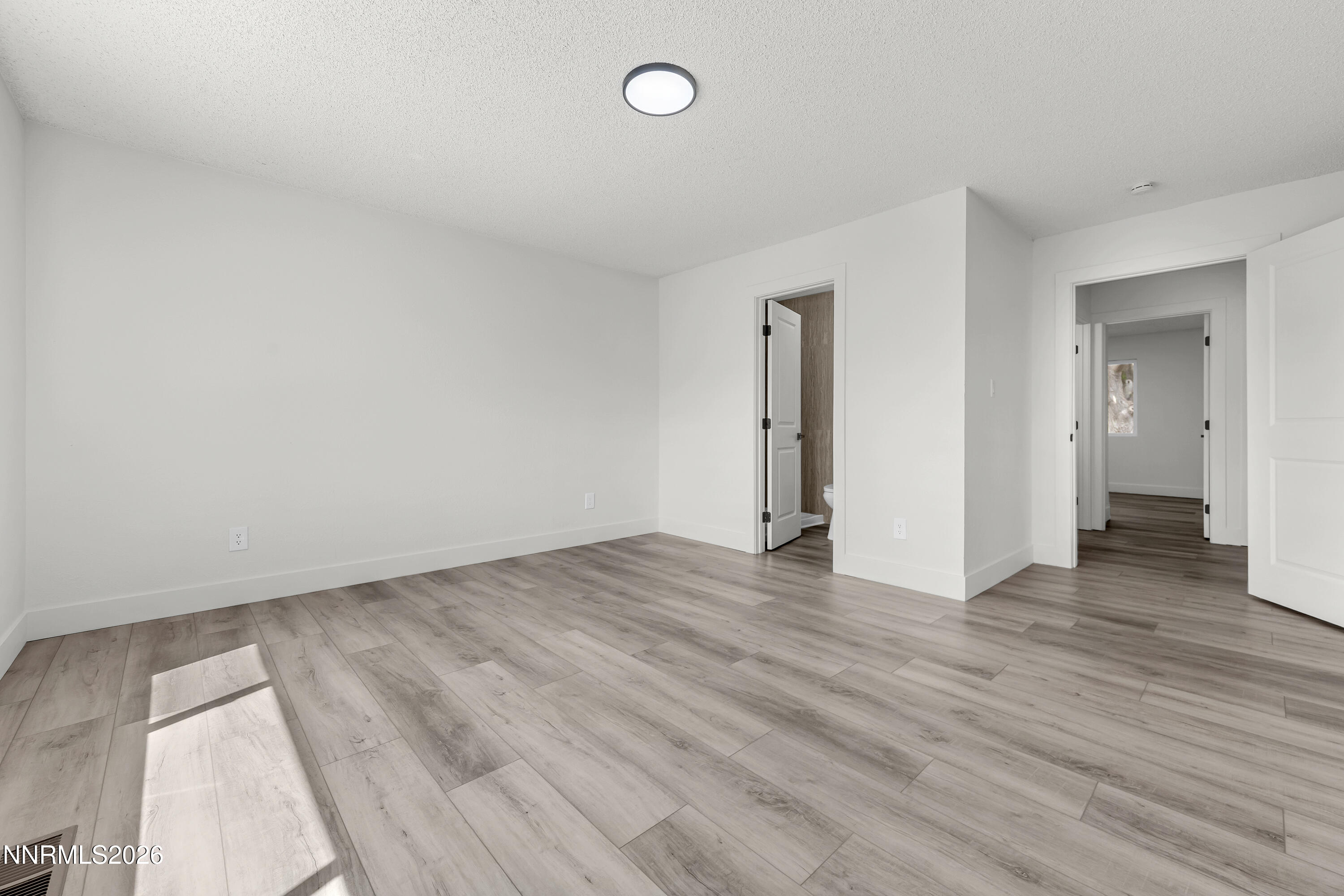 913 Glen Molly Drive