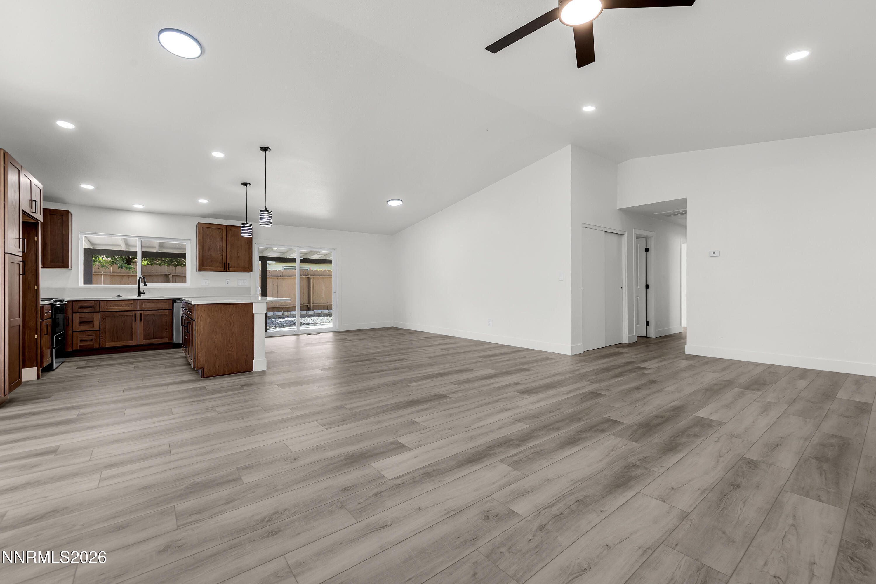 913 Glen Molly Drive