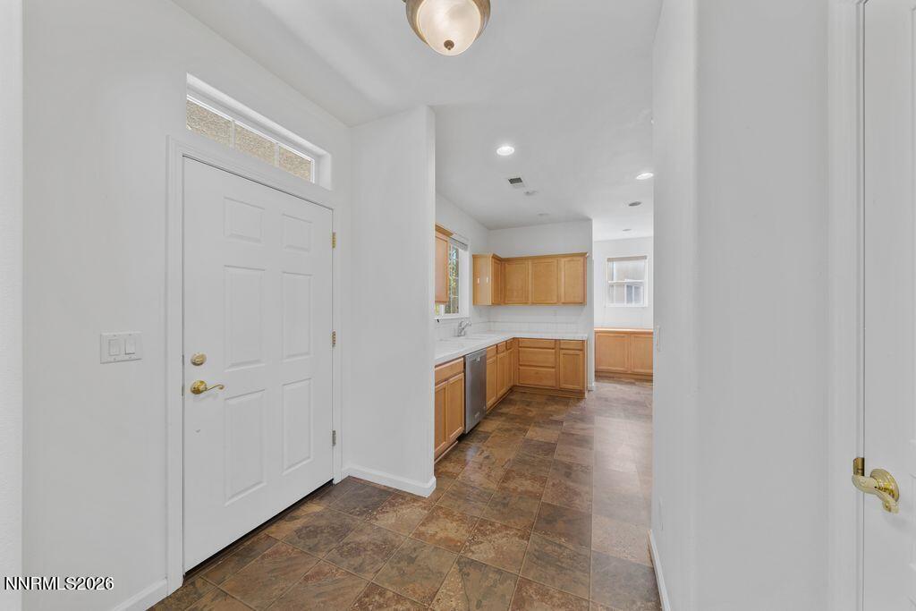 1642 W Minden Village Loop
