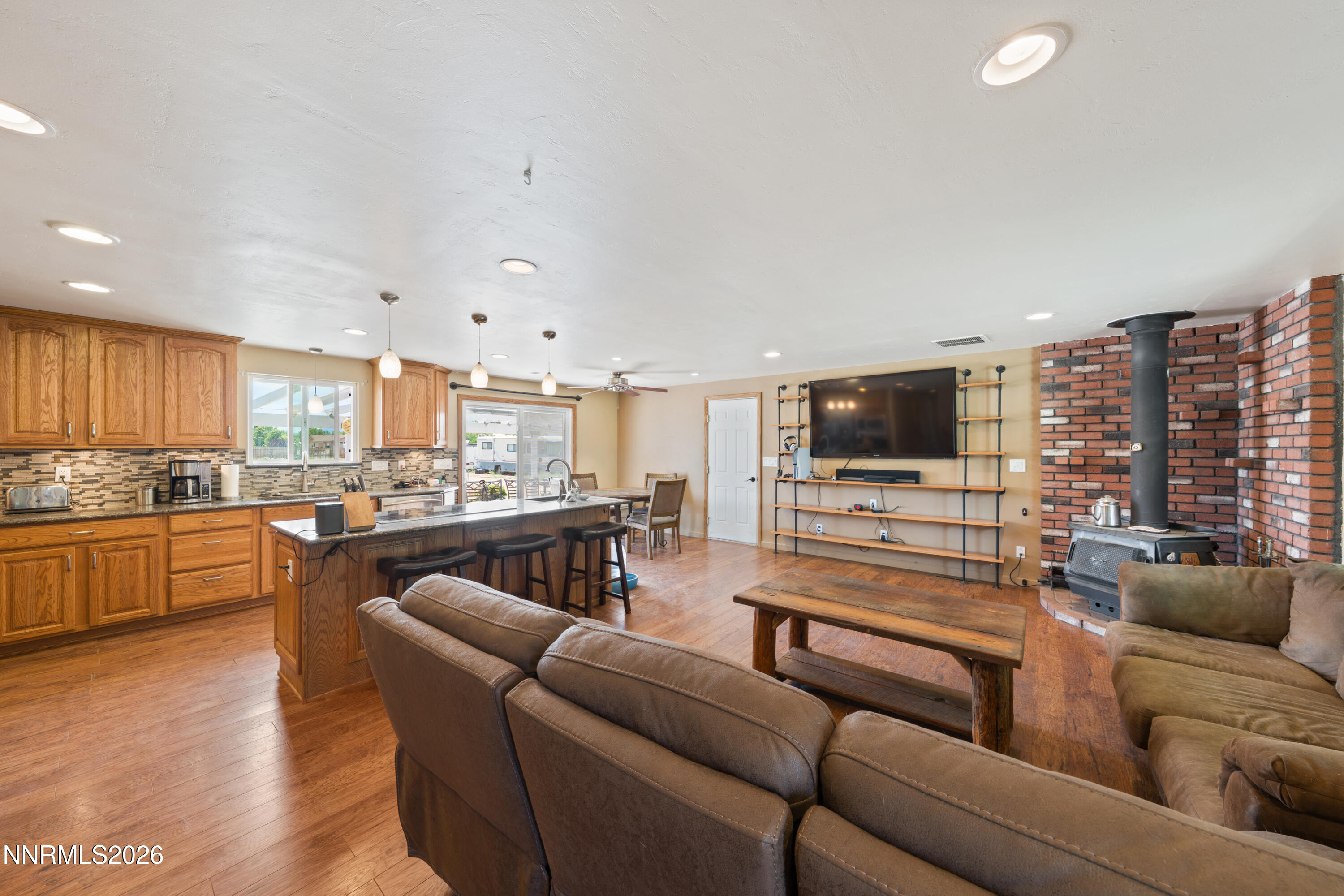 1267 Esther Way