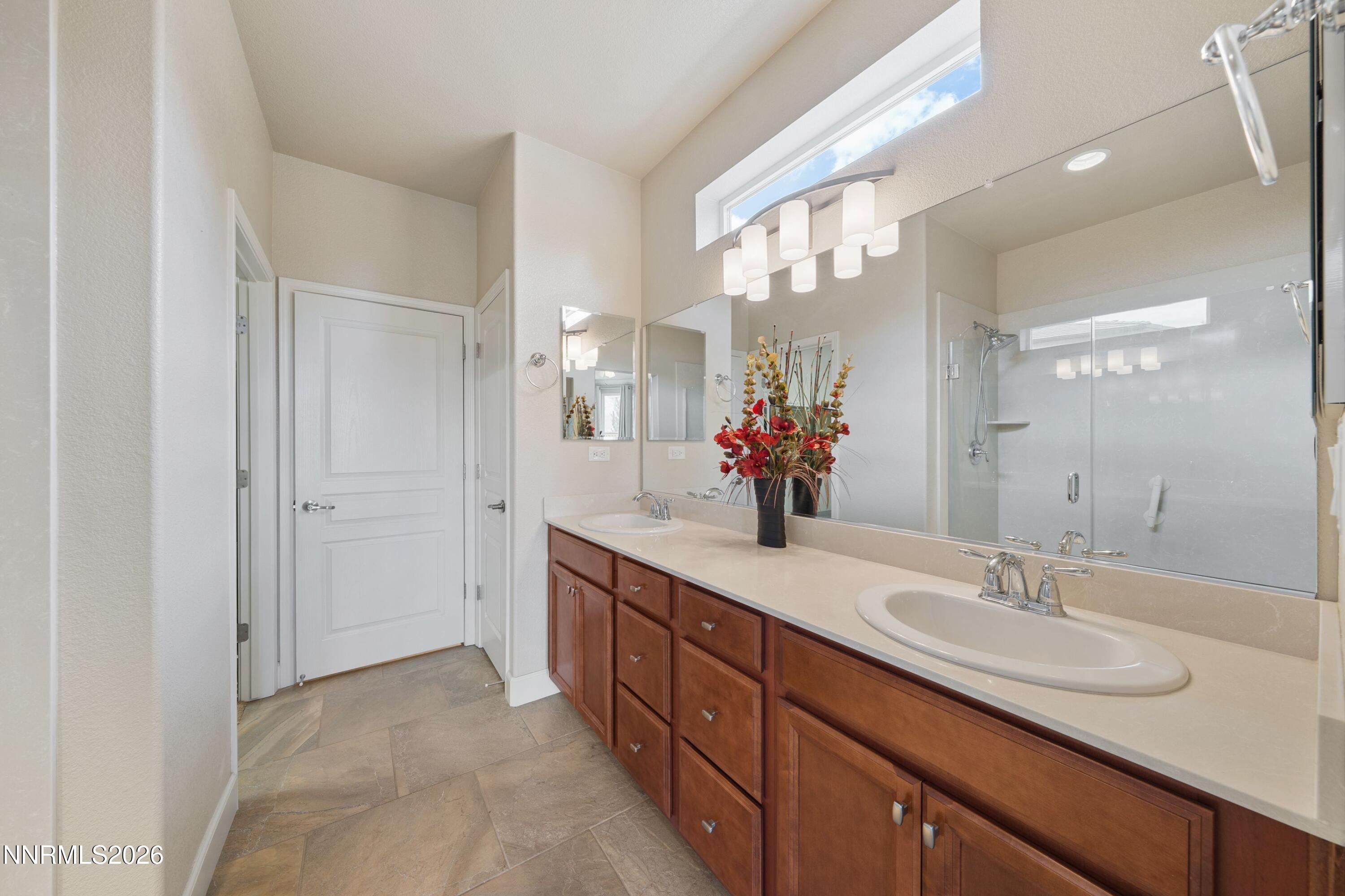9182 Kenton Trail