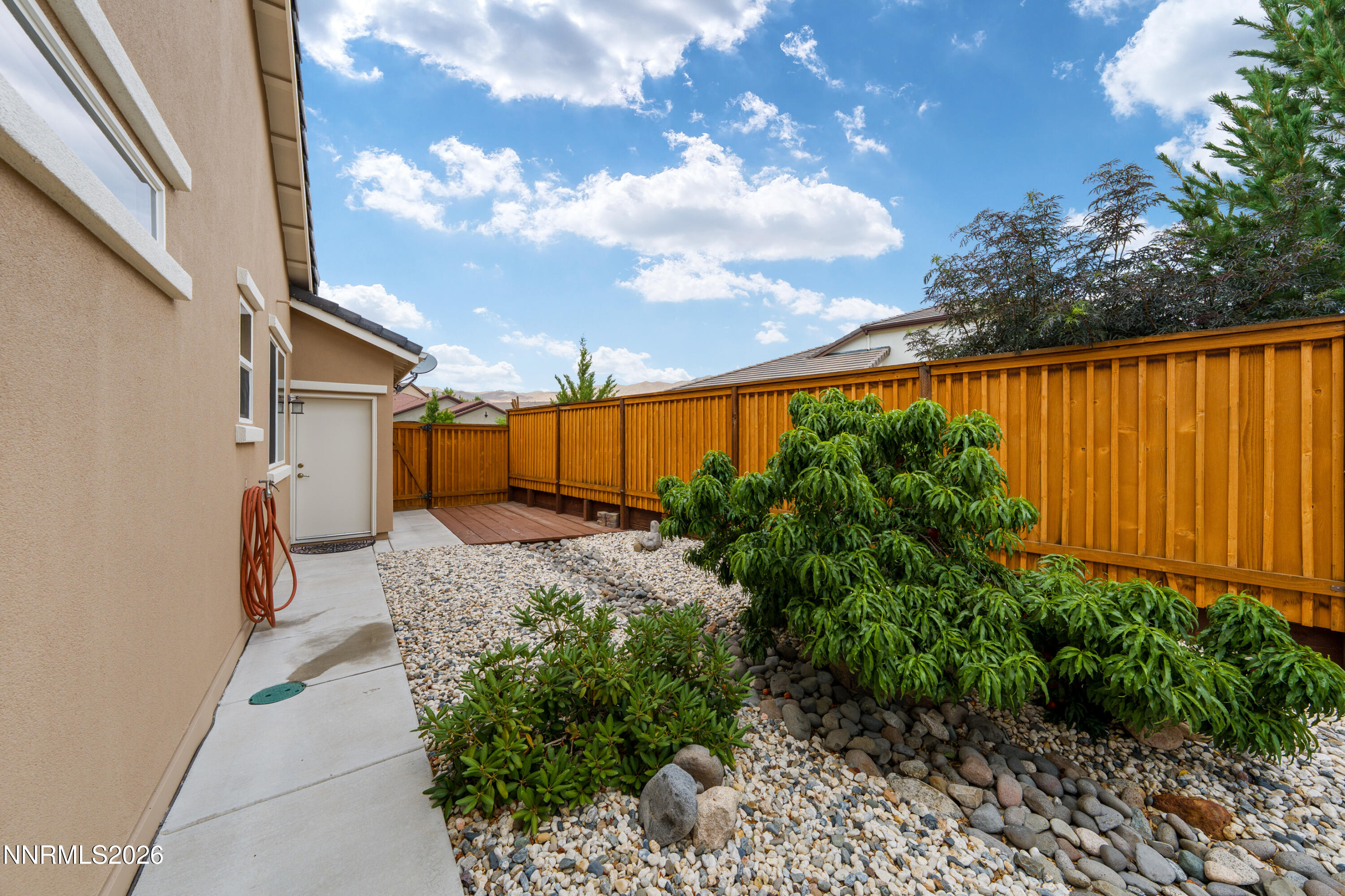 9182 Kenton Trail