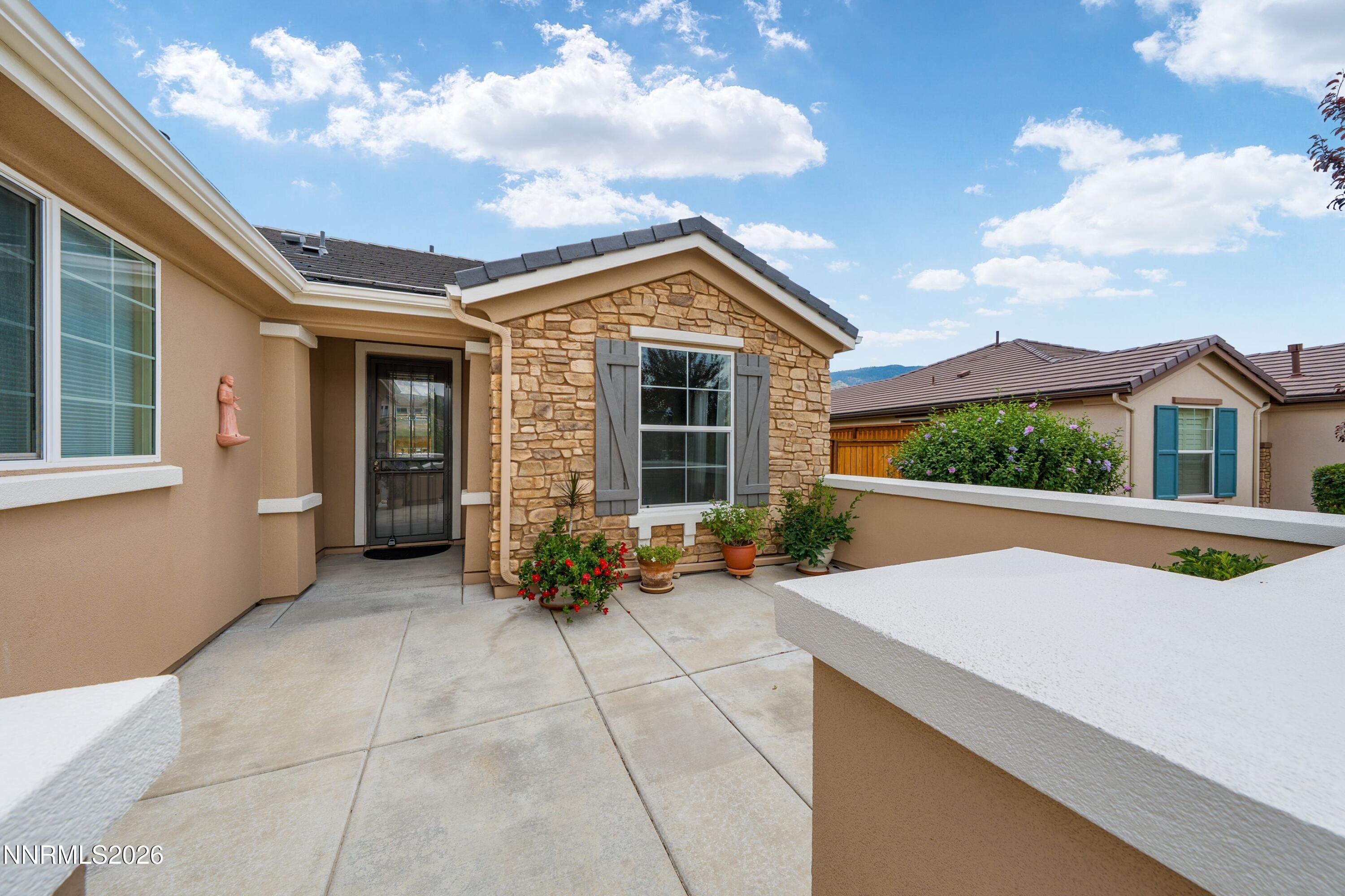 9182 Kenton Trail