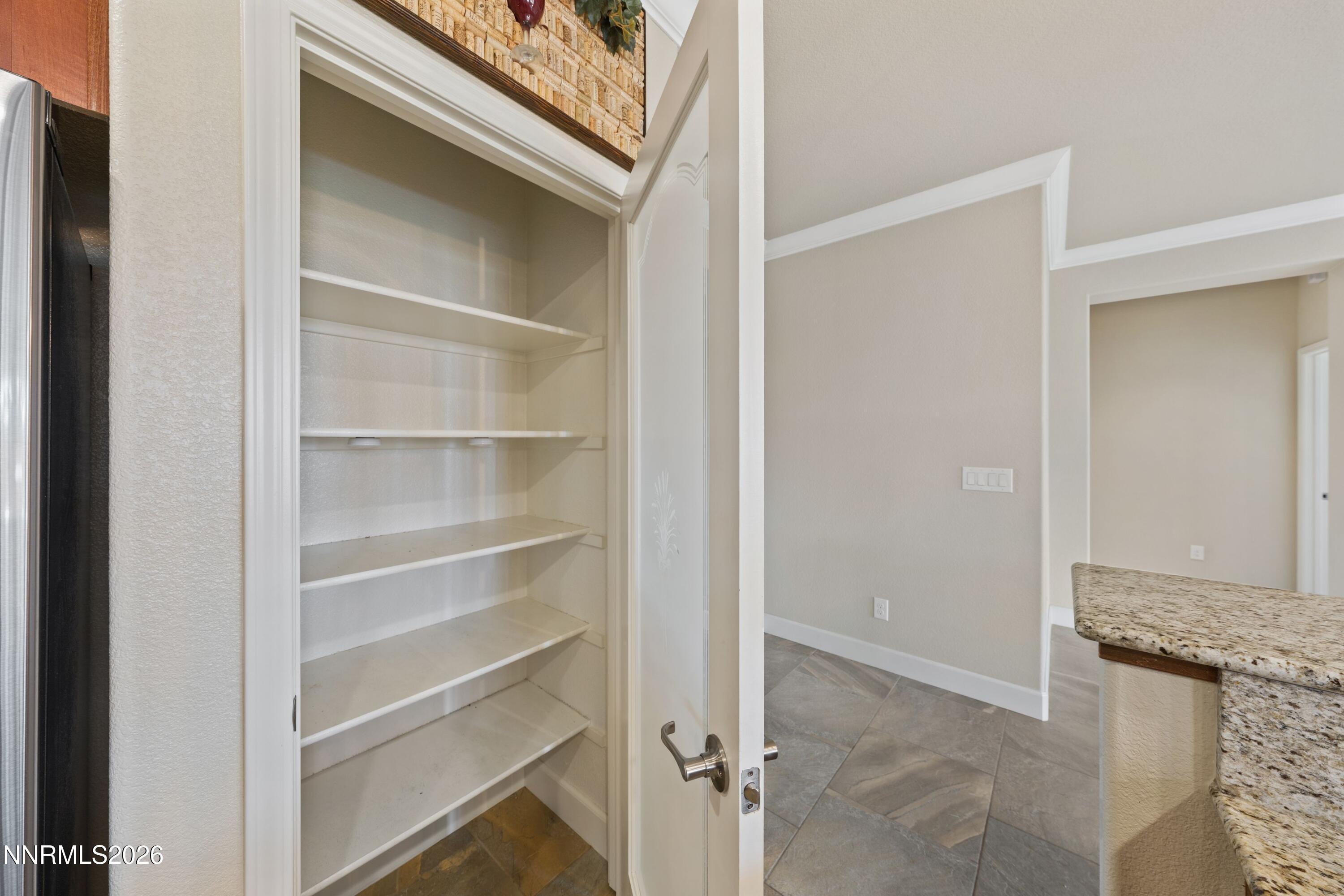 9182 Kenton Trail