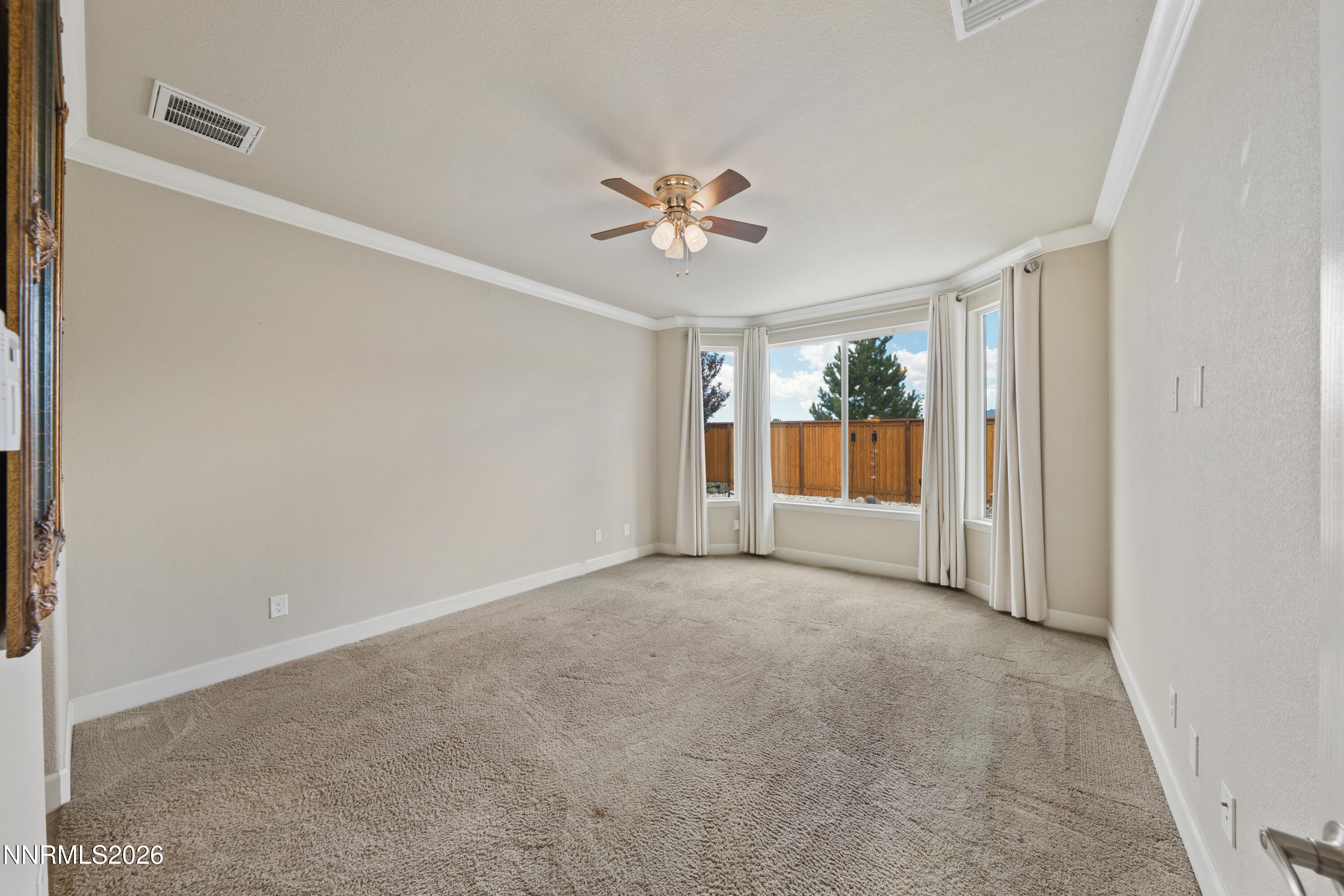 9182 Kenton Trail