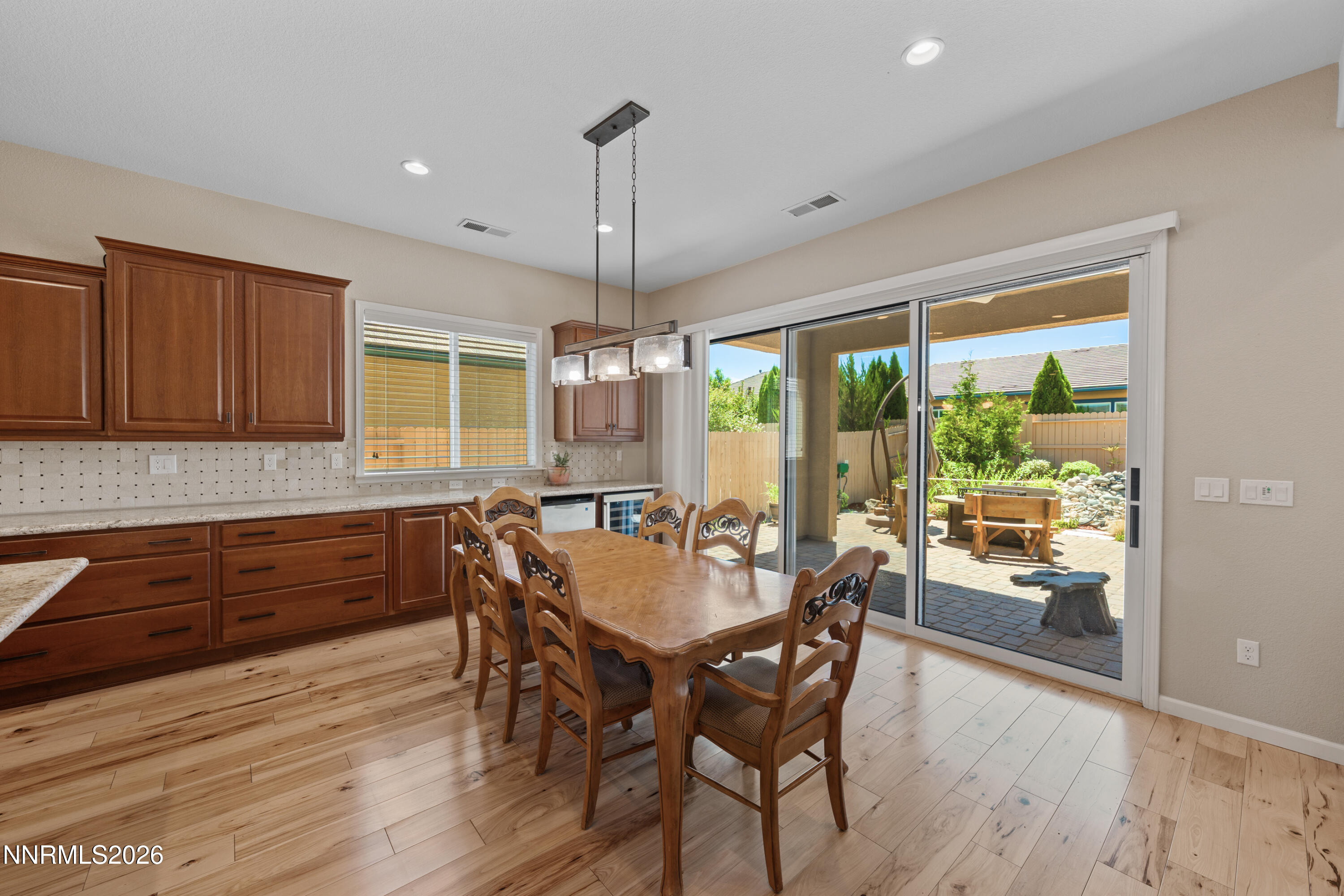9827 Dyevera Lane