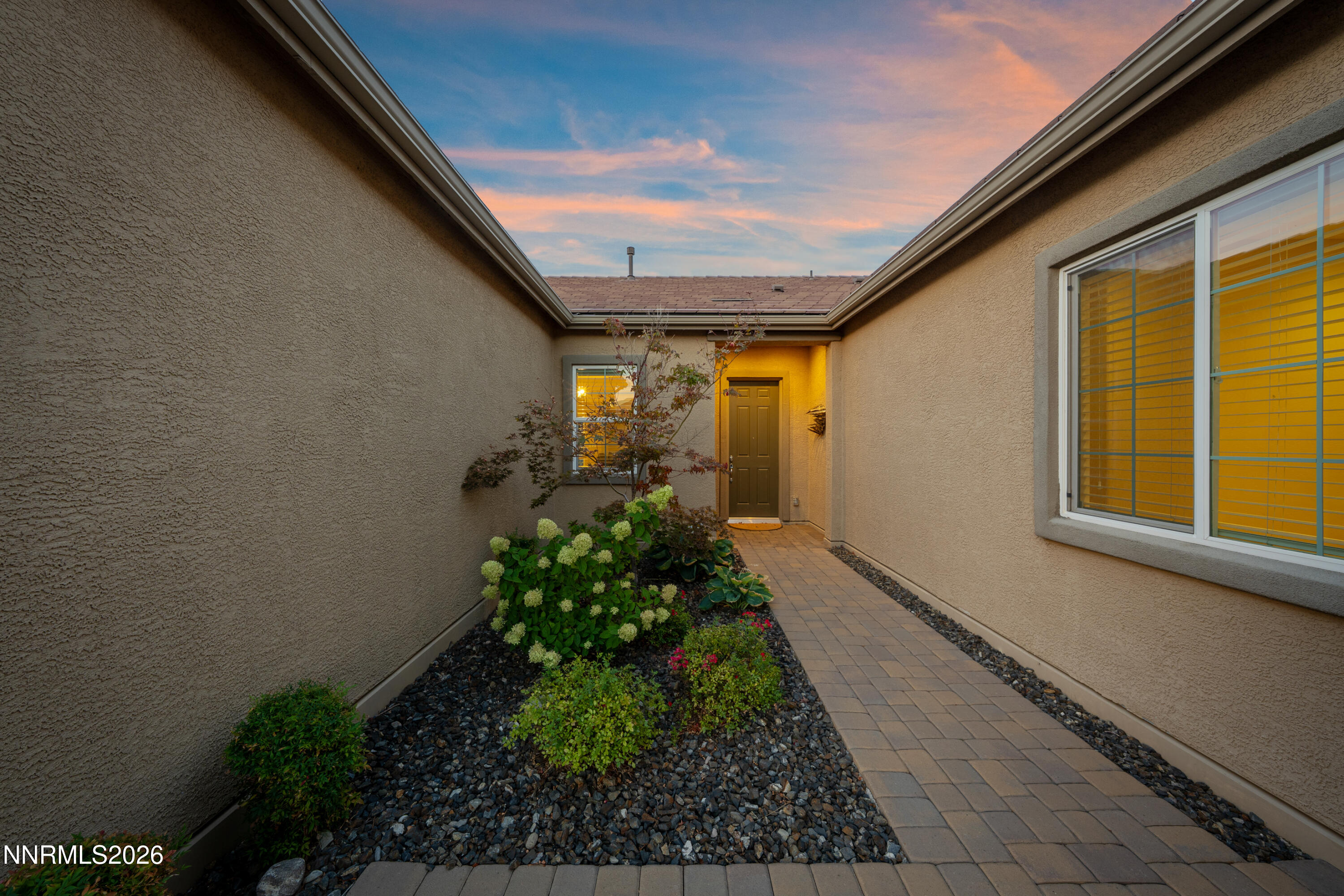 9827 Dyevera Lane