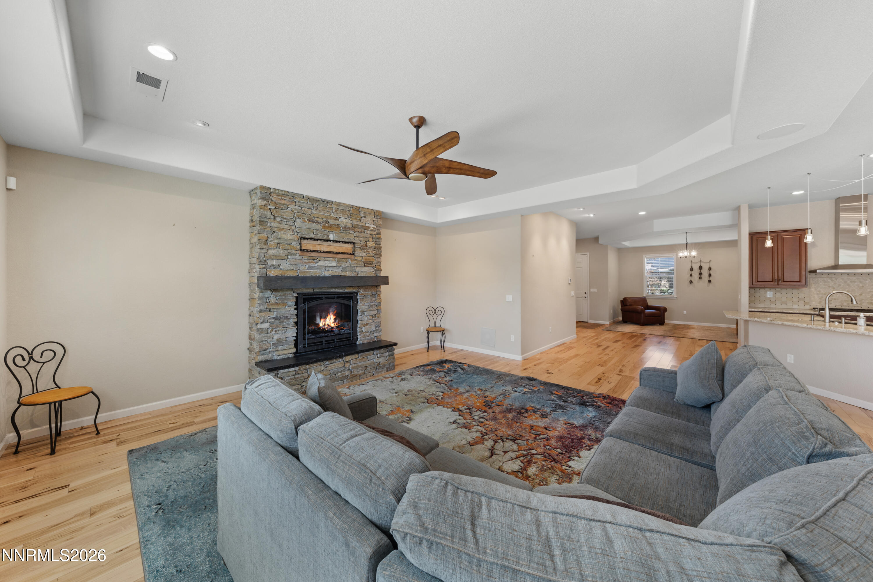 9827 Dyevera Lane