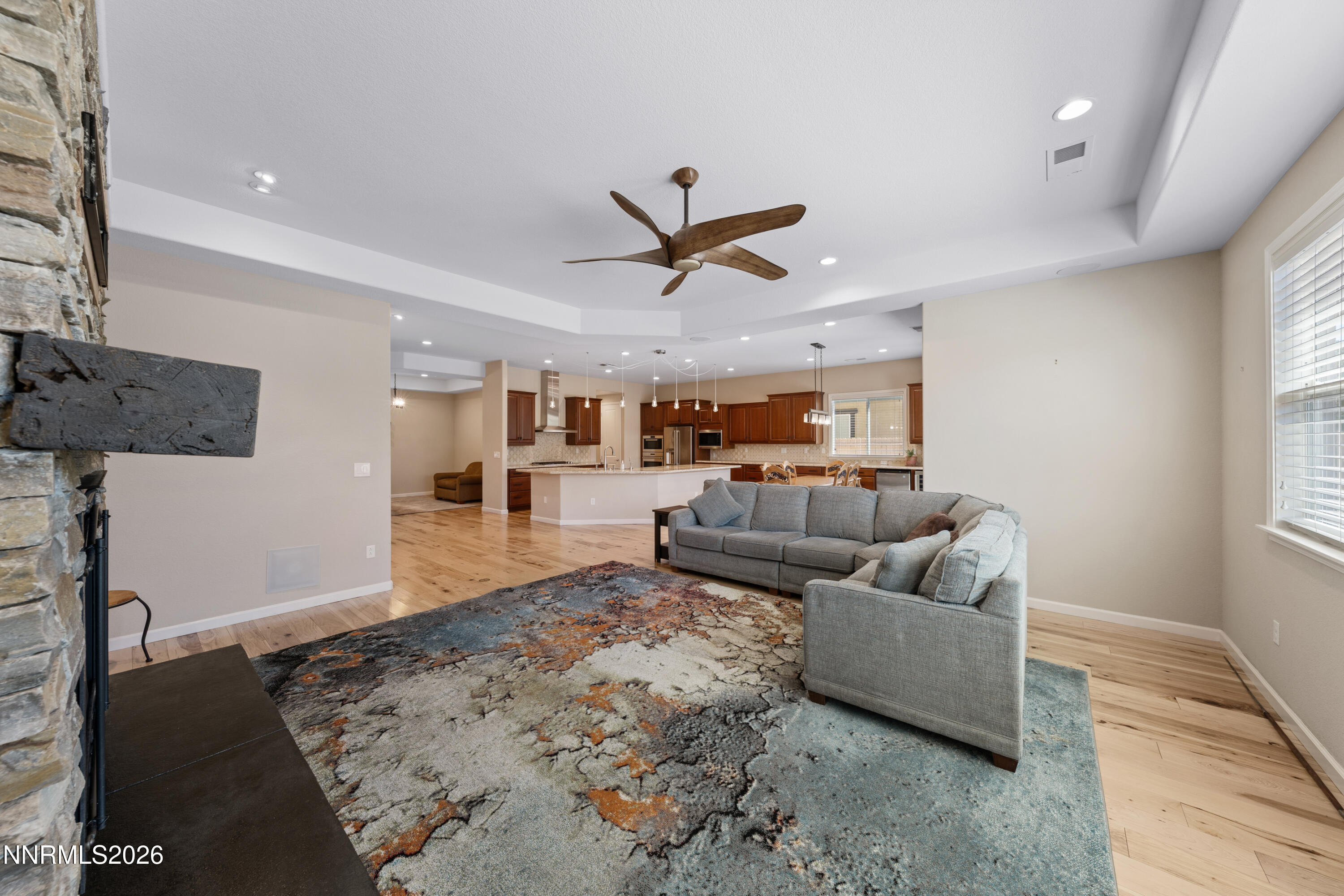 9827 Dyevera Lane