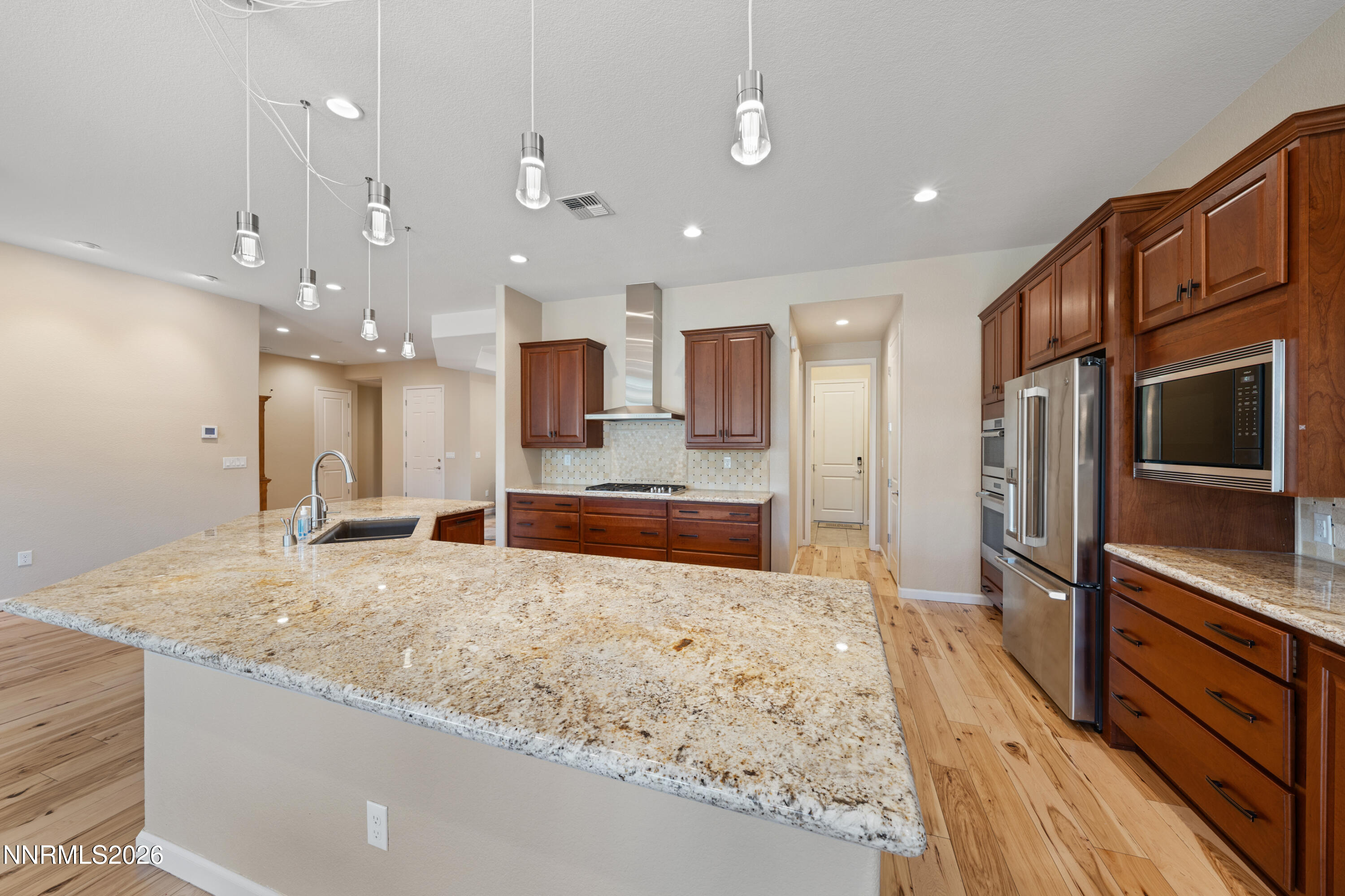 9827 Dyevera Lane