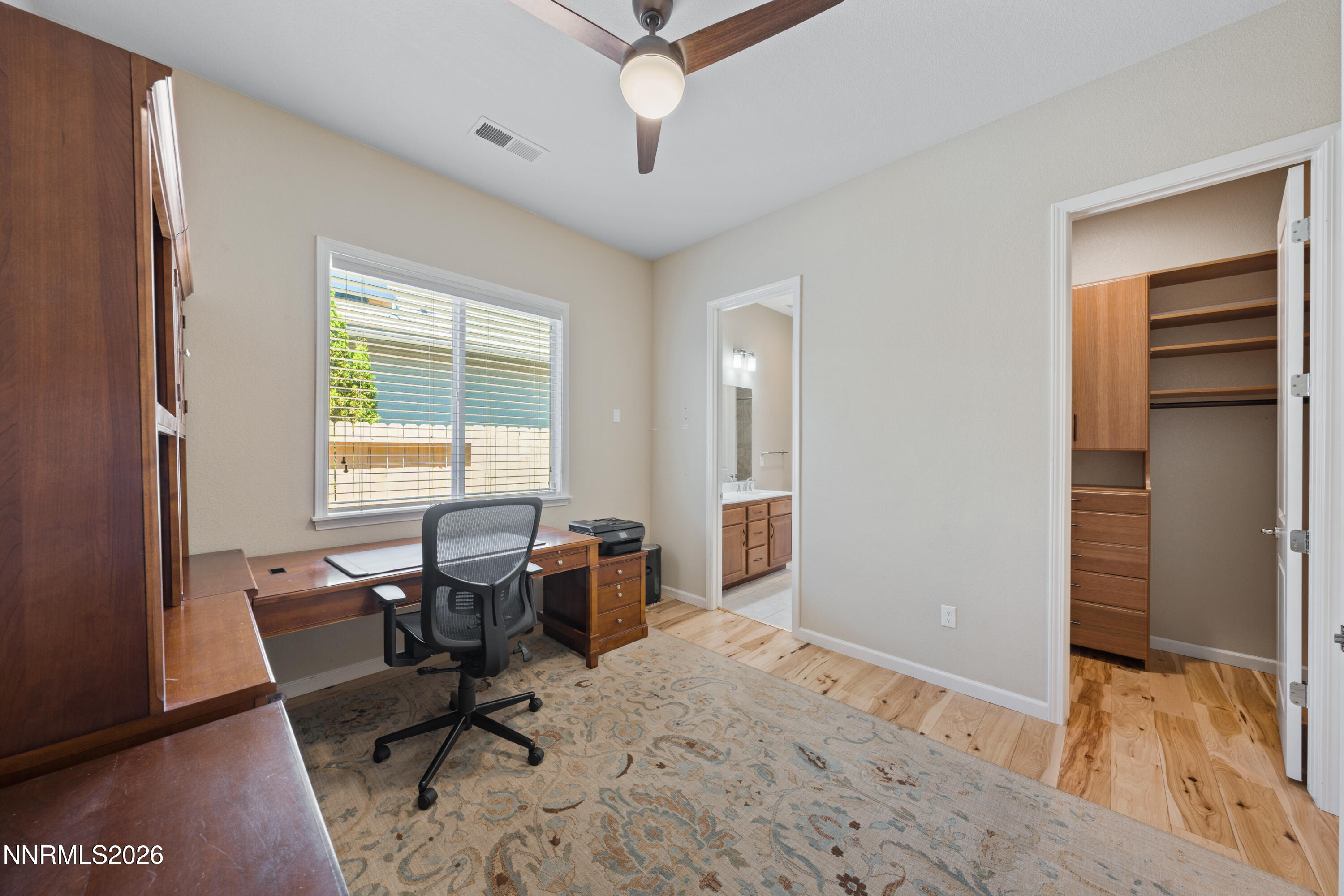 9827 Dyevera Lane