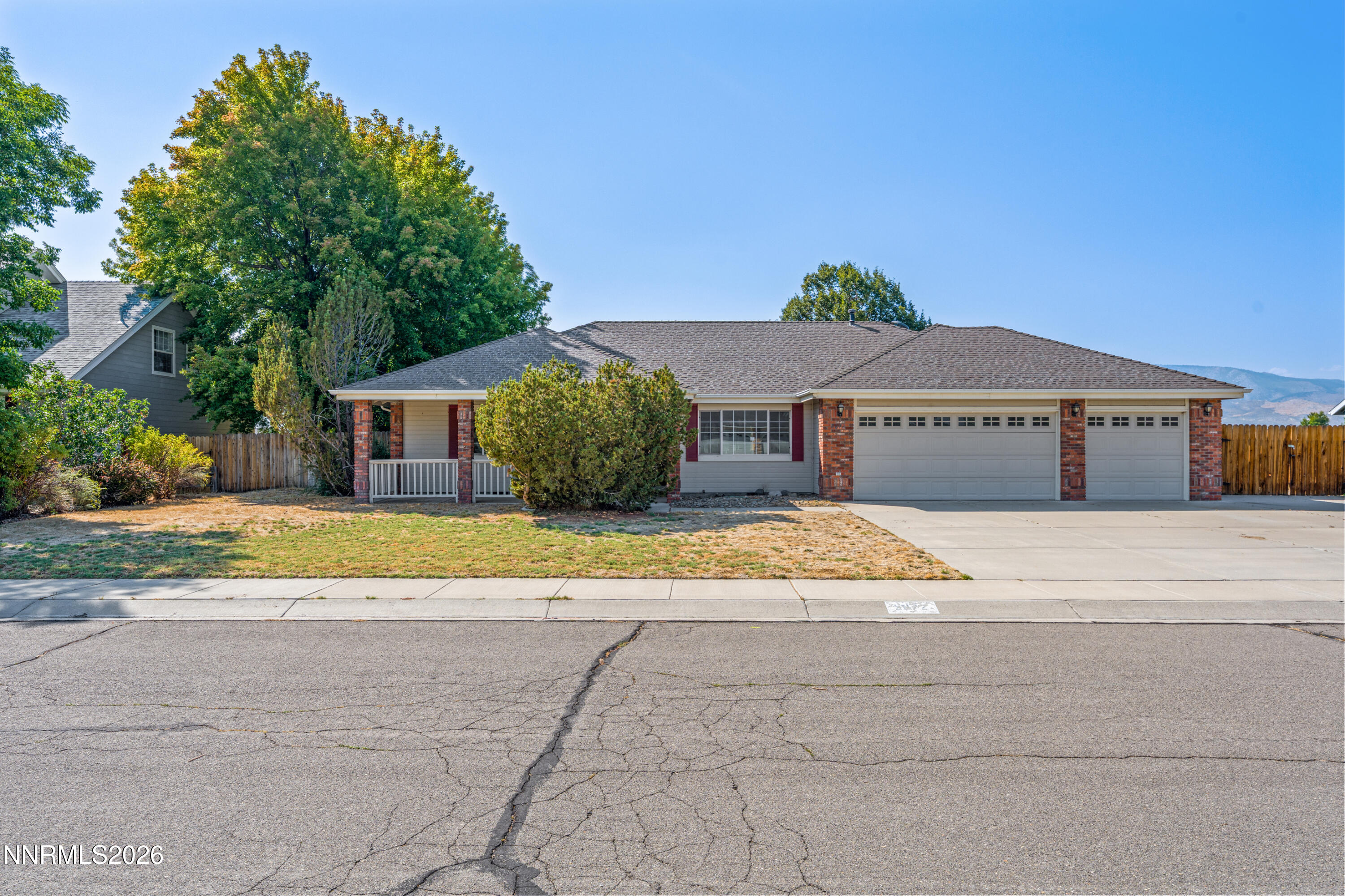 2872 Sierra Manor Drive