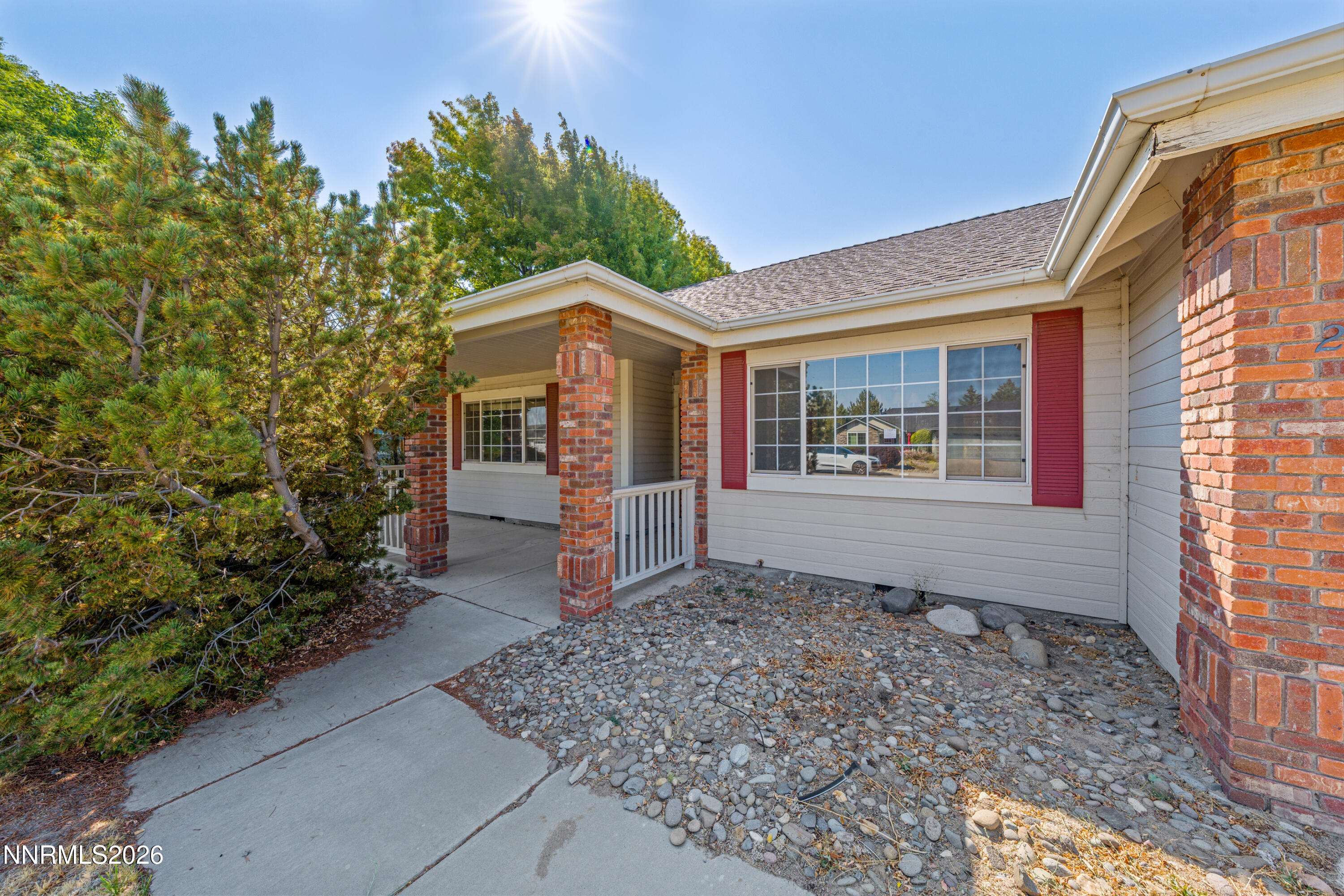 2872 Sierra Manor Drive