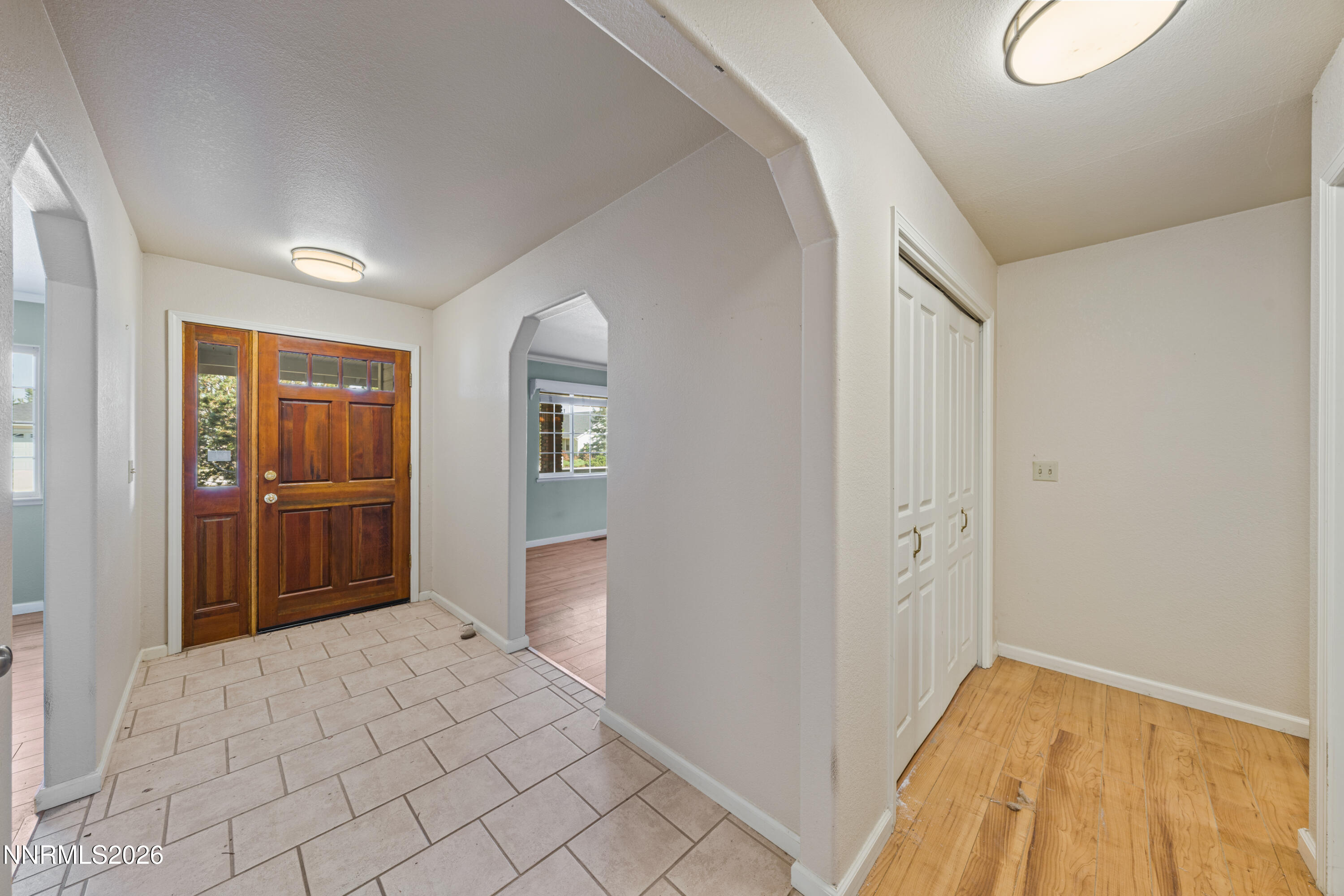 2872 Sierra Manor Drive