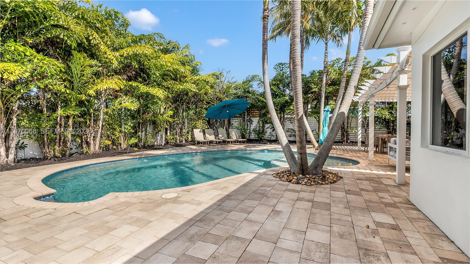 2037 Windward Drive, Lauderdale-By-The-Sea