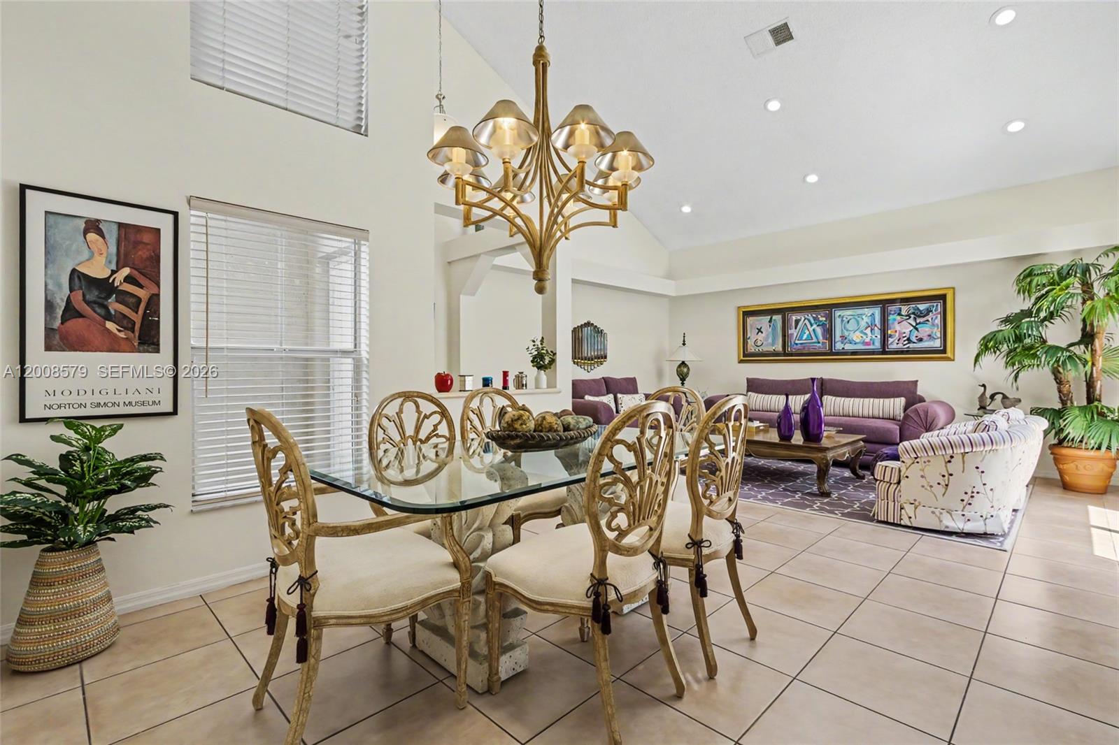 1125 Queen Palm Court