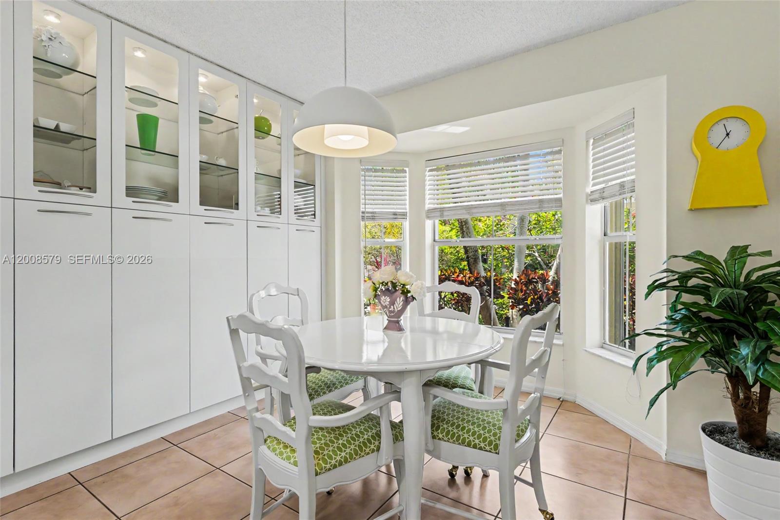 1125 Queen Palm Court