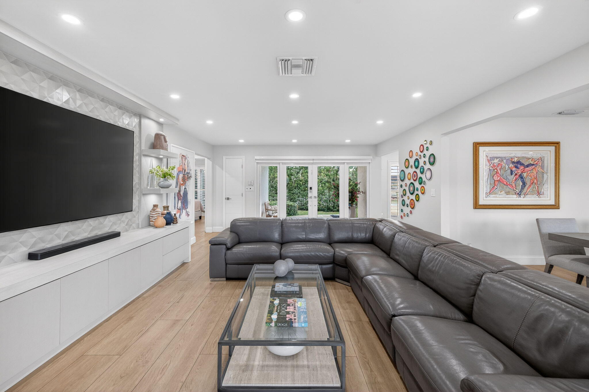 2760 NE 55th Street