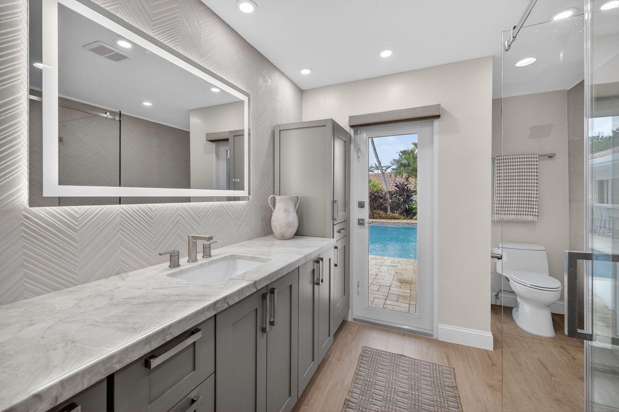 2760 NE 55th Street