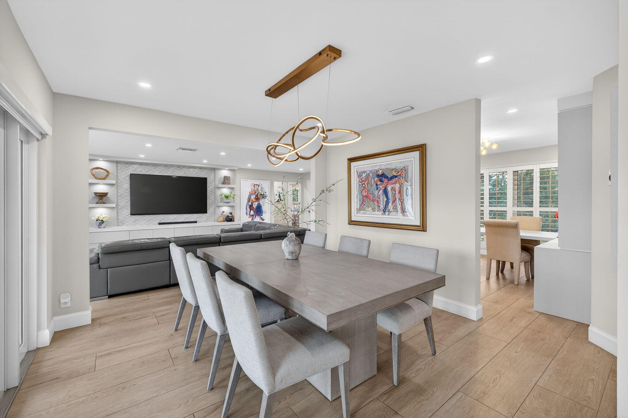 2760 NE 55th Street