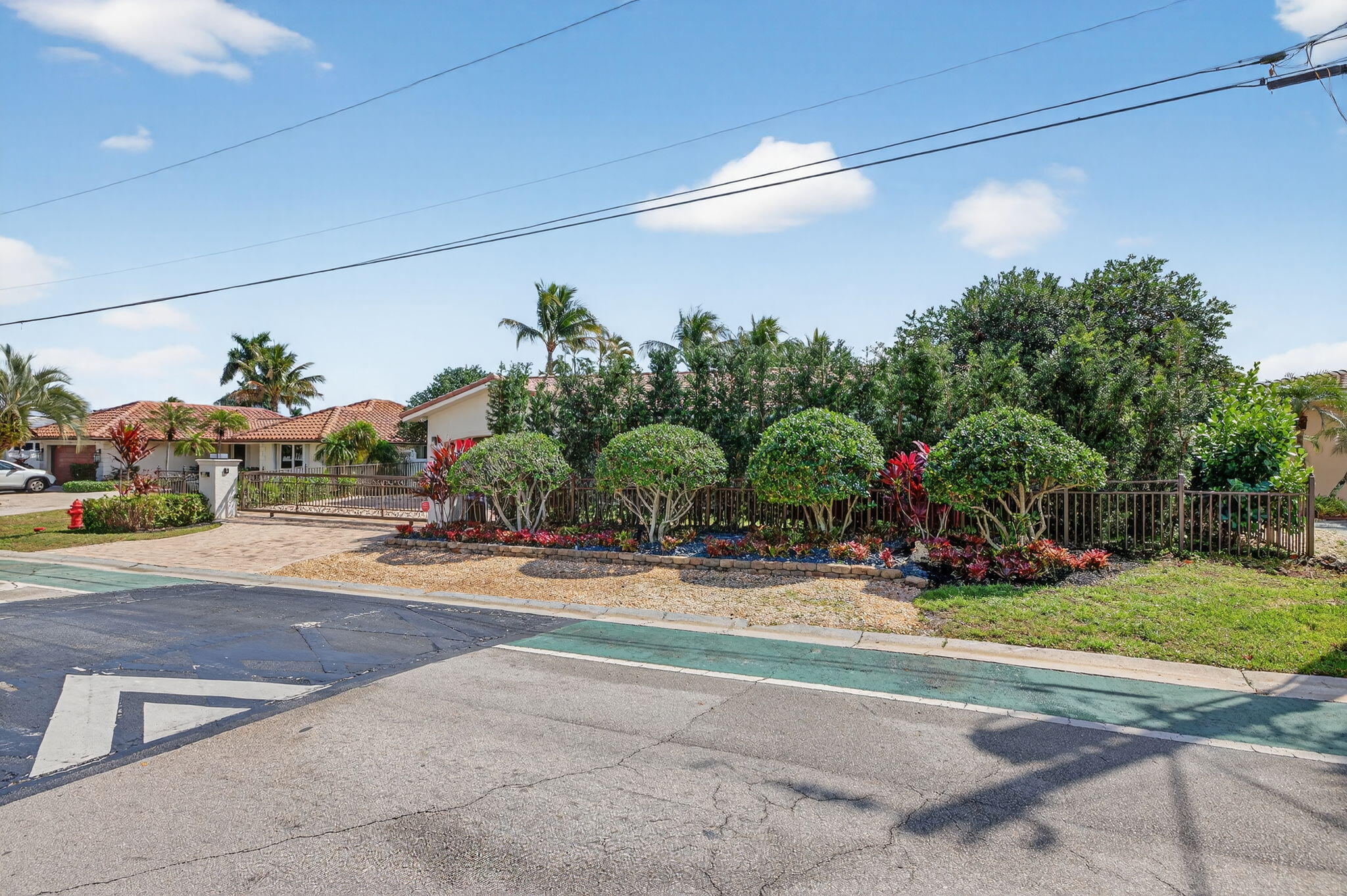 2760 NE 55th Street